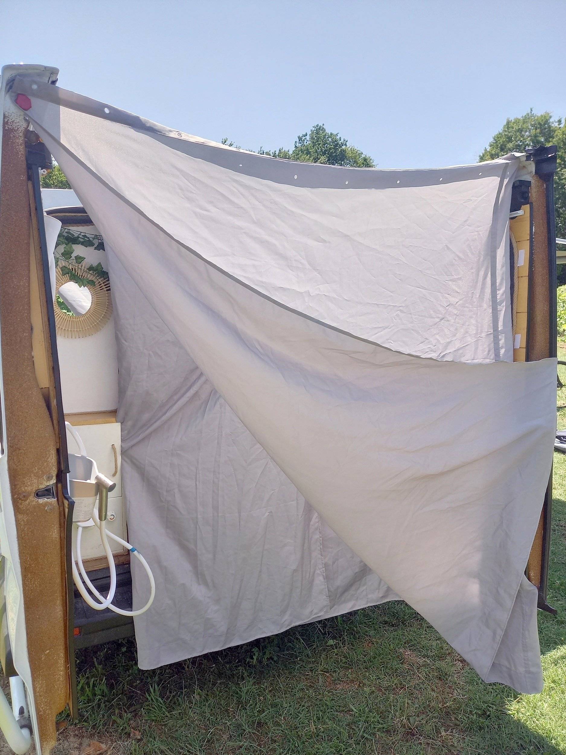 "Le Toscane", RENAULT TRAFIC III Grand Confort