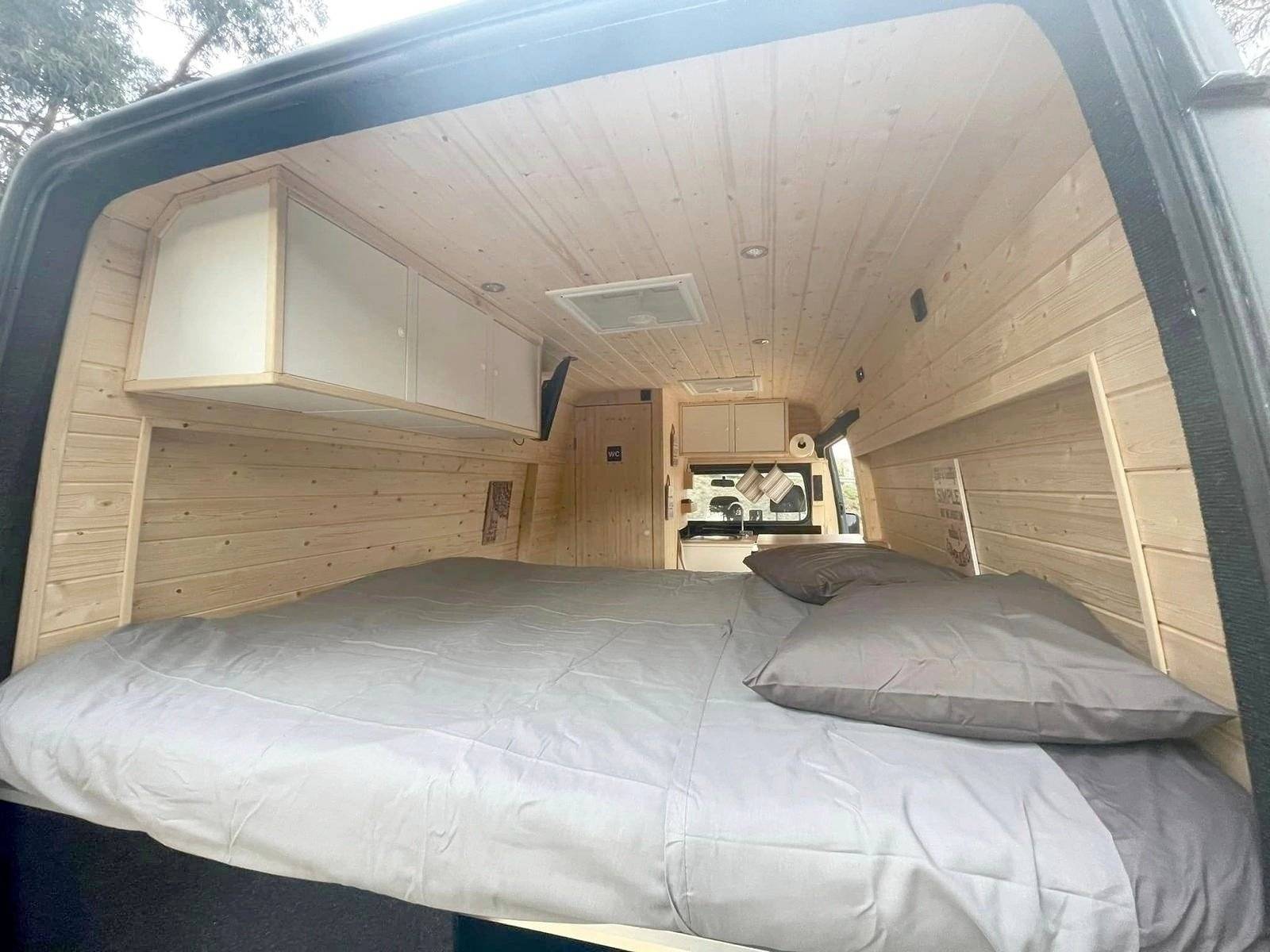 Mercedes sprinter
