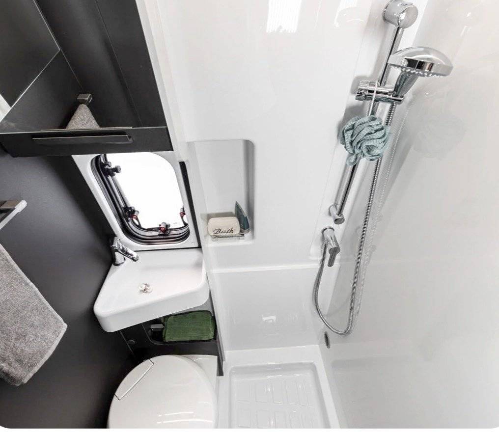 Área de jantar Fiat Ducato 2,2 l Multijet 100 ch. - Yescapa