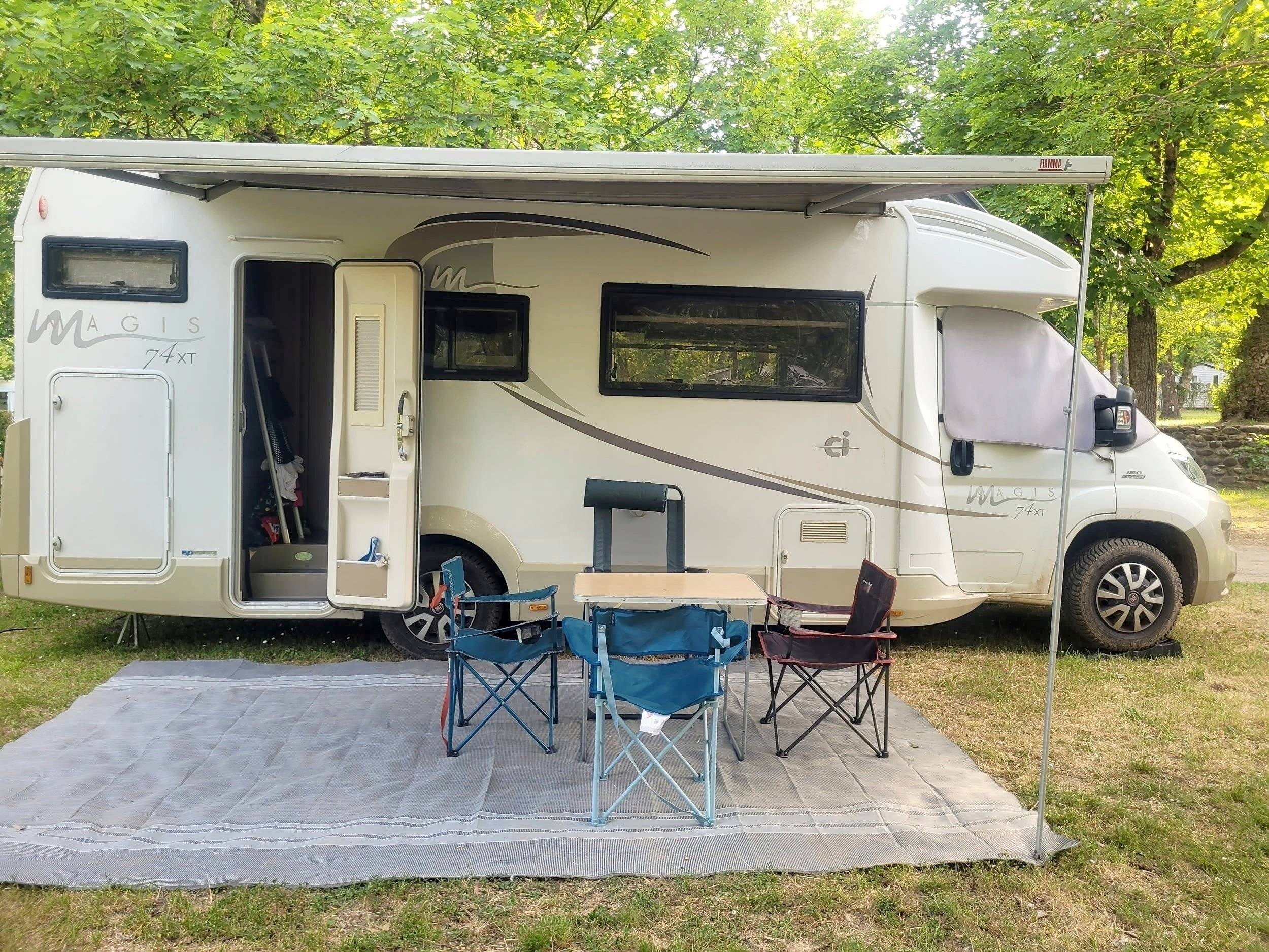 Car Caravane CARAVAN  