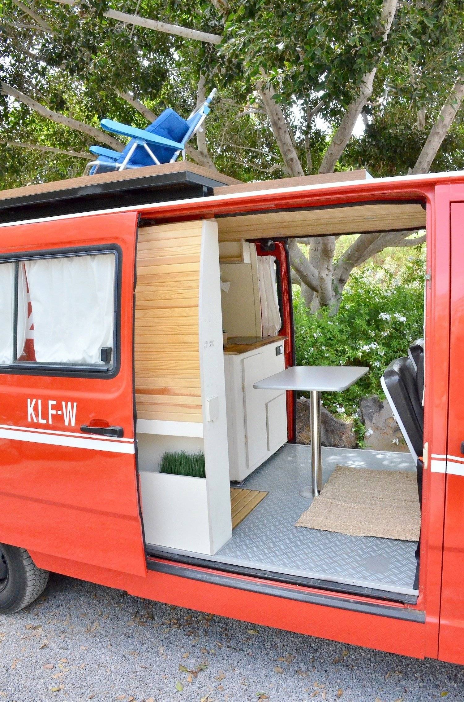 Mercedes T1 310 "Conny"