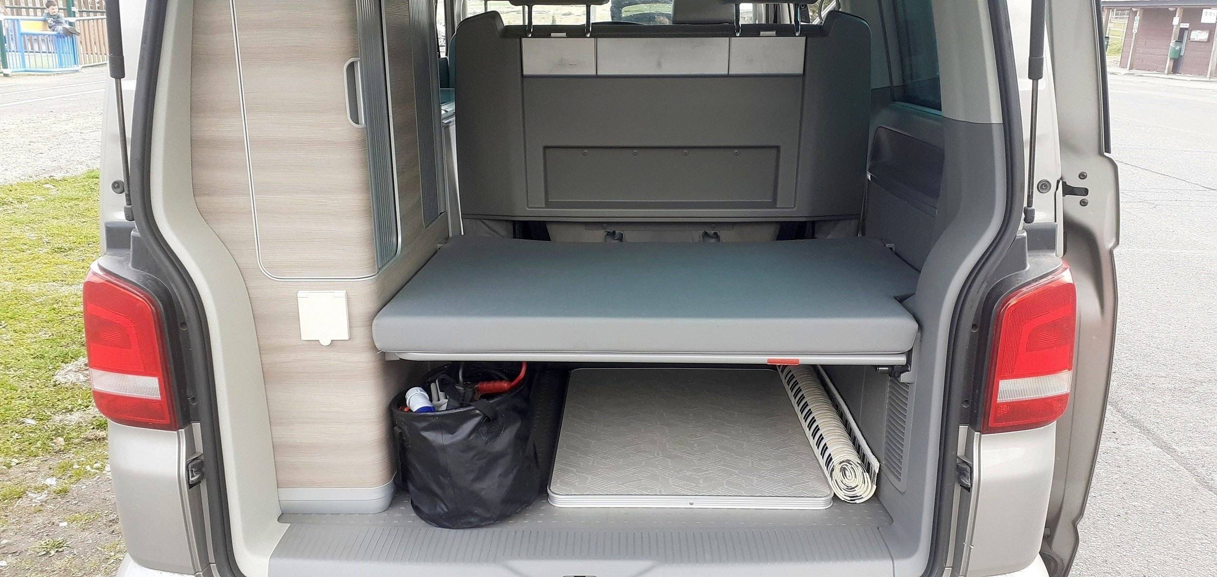 california T5 2 l 140 ch