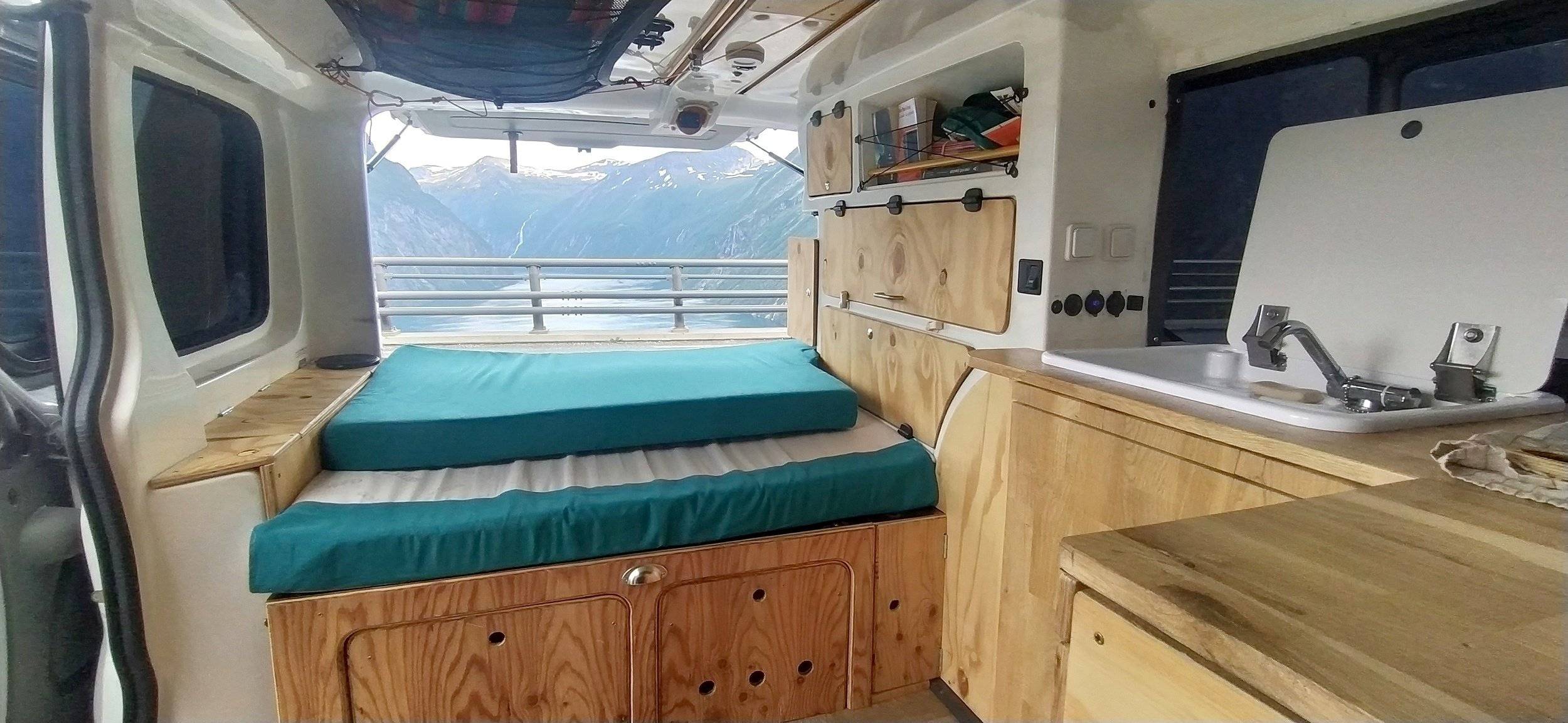 Couchages Renault Renault trafic - Yescapa