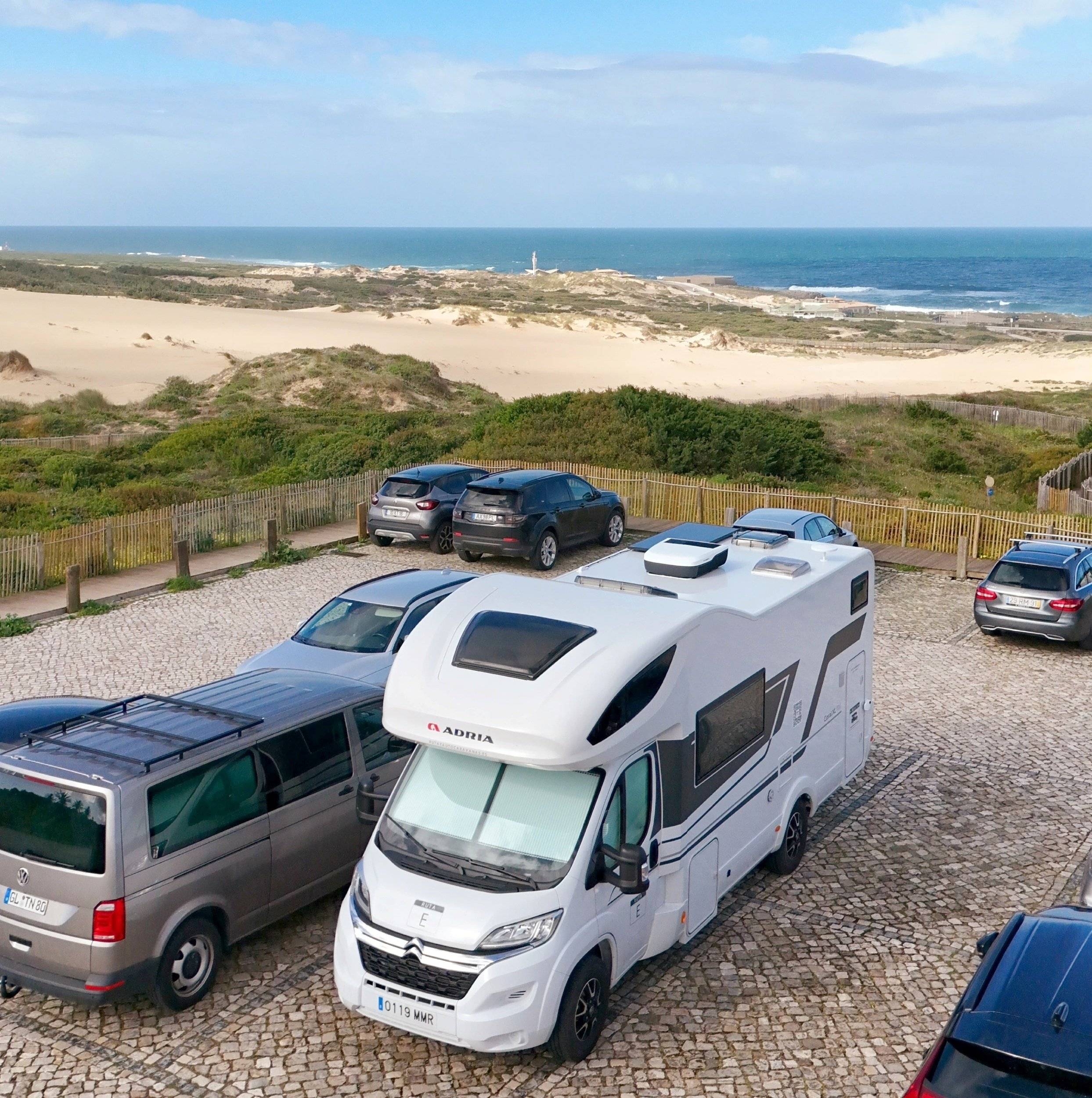 Adria ADRIA CORAL AXESS XL 670 DK