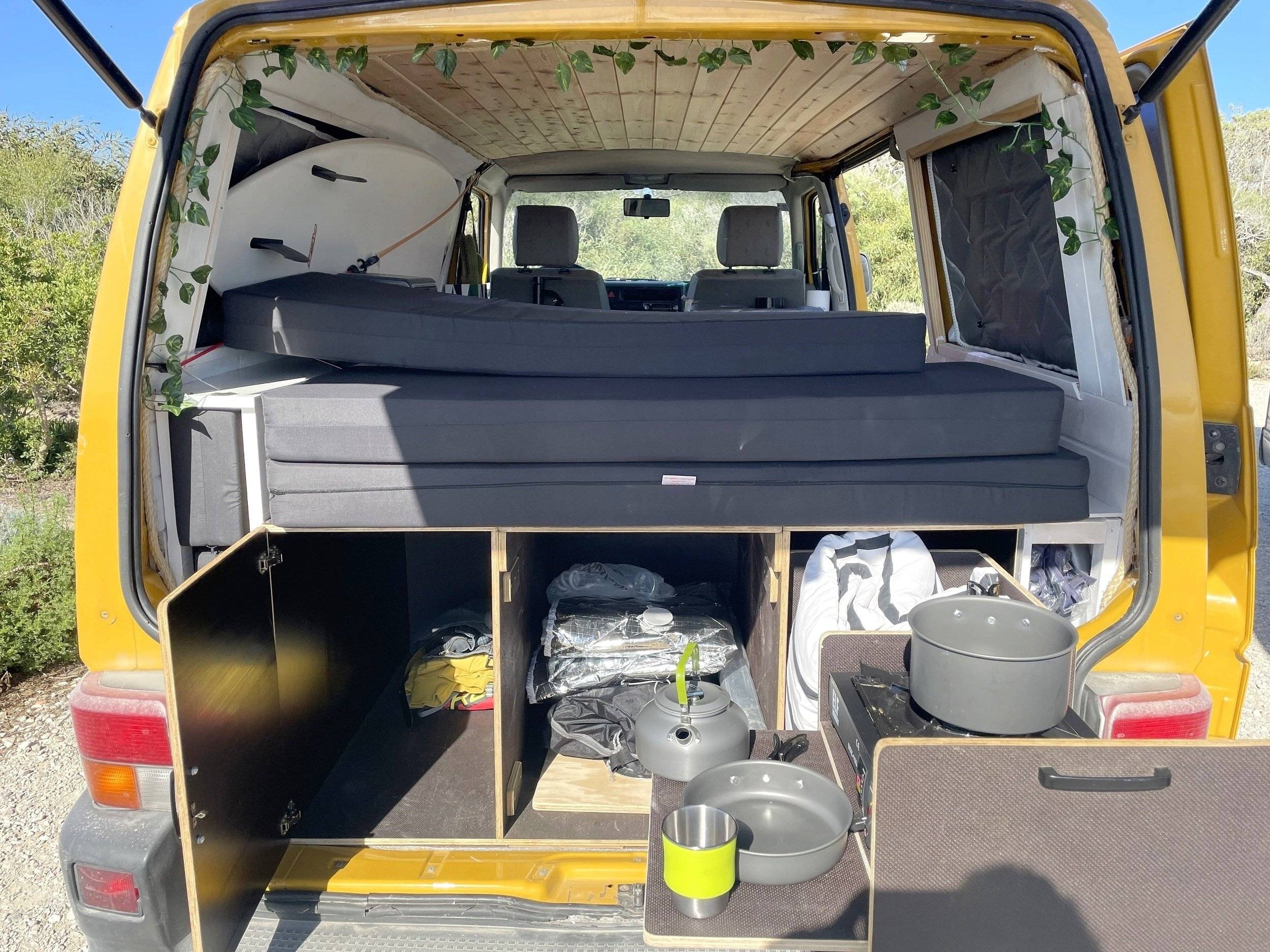 Make My Van Transporter T4 2.4D