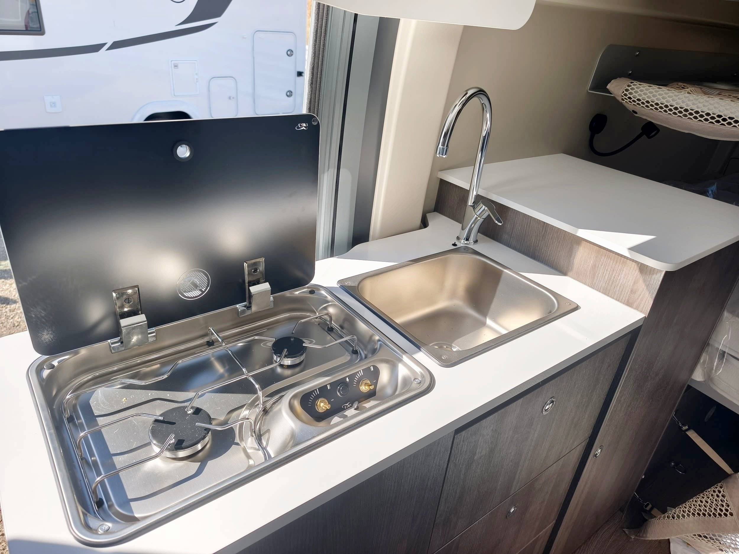 Angolo cucina Fiat 2,3 l 130 ch - Yescapa