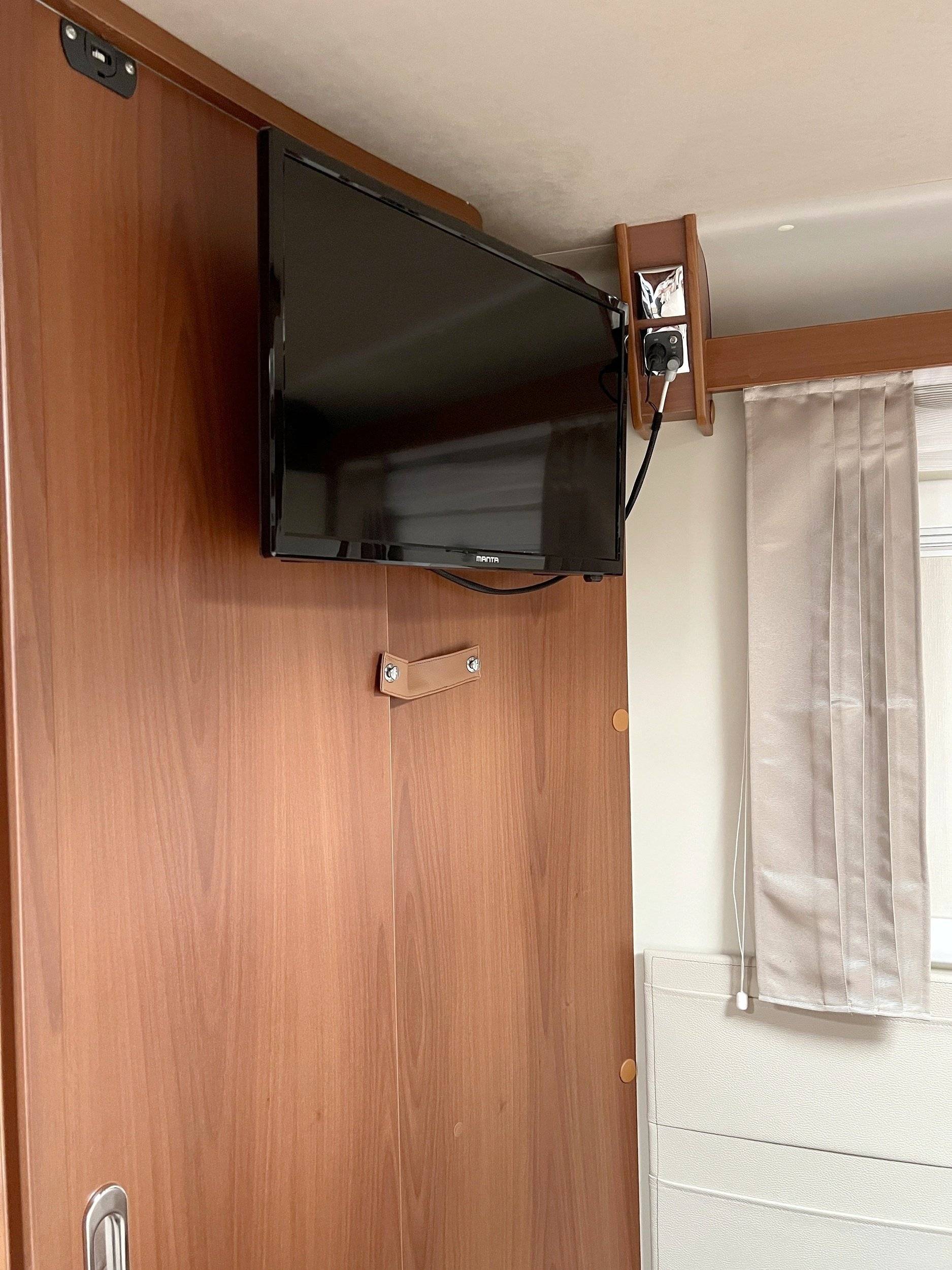 MOBILVETTA K YACHT TEKNO LINE 89