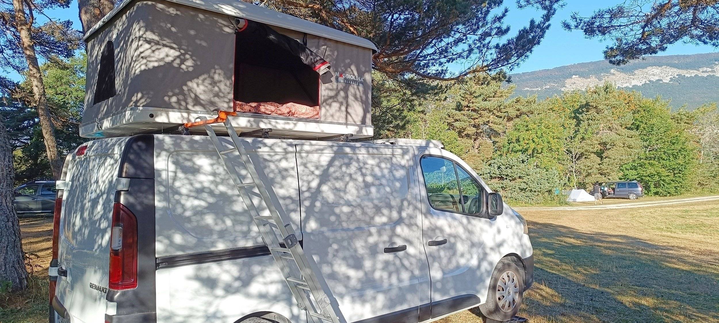 Slaapplaatsen Renault Trafic 1,6 l 120 ch - Yescapa