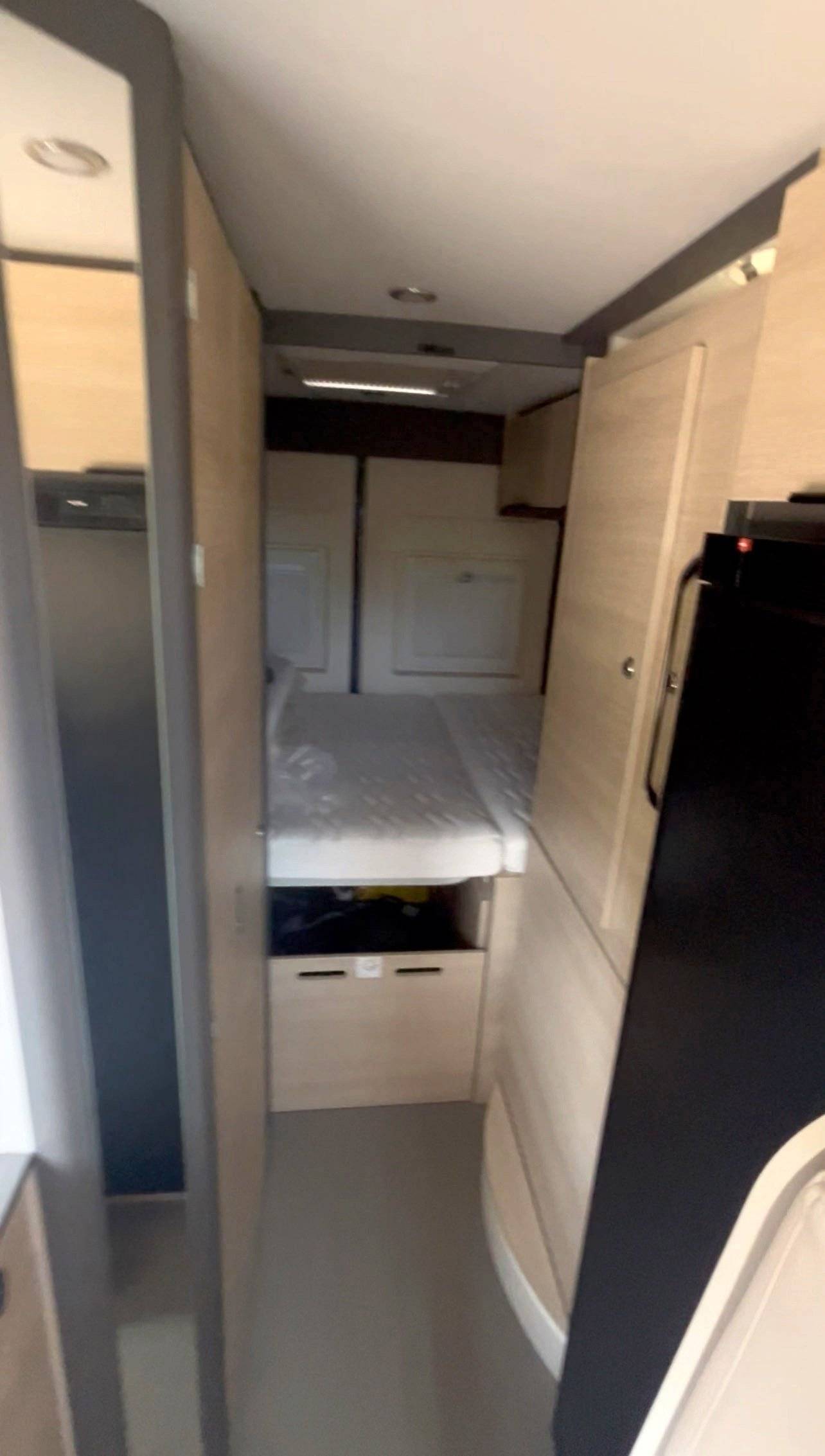 Plazas en cama Peugeot - Yescapa