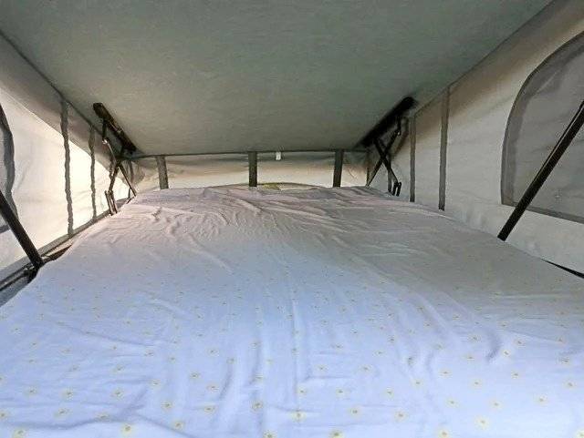 Couchages Volkswagen Transporter T4 Multivan - Yescapa