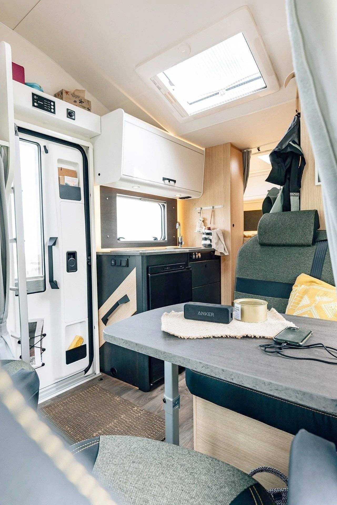 Sunlight Sunlight A60