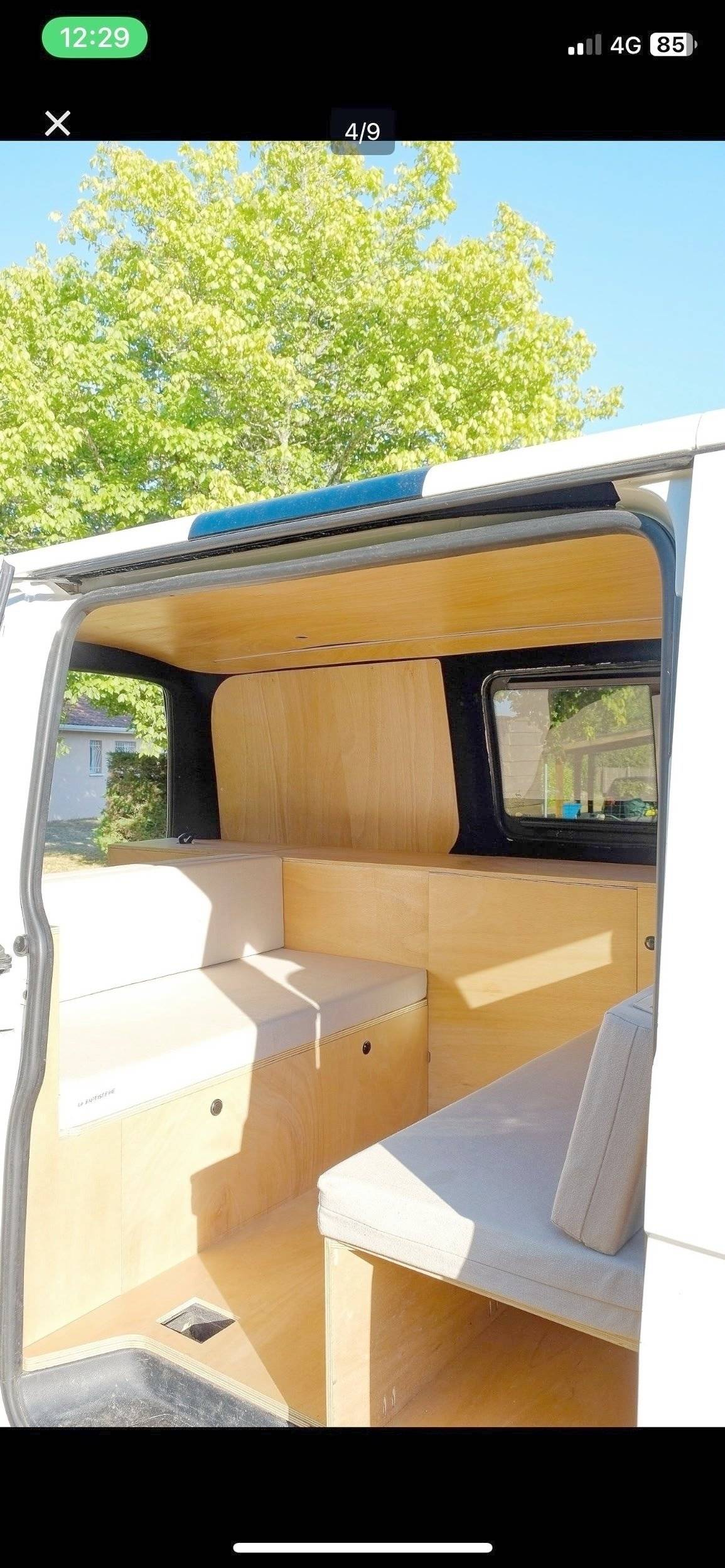 Coin repas Volkswagen T5 2 l 102 ch - Yescapa