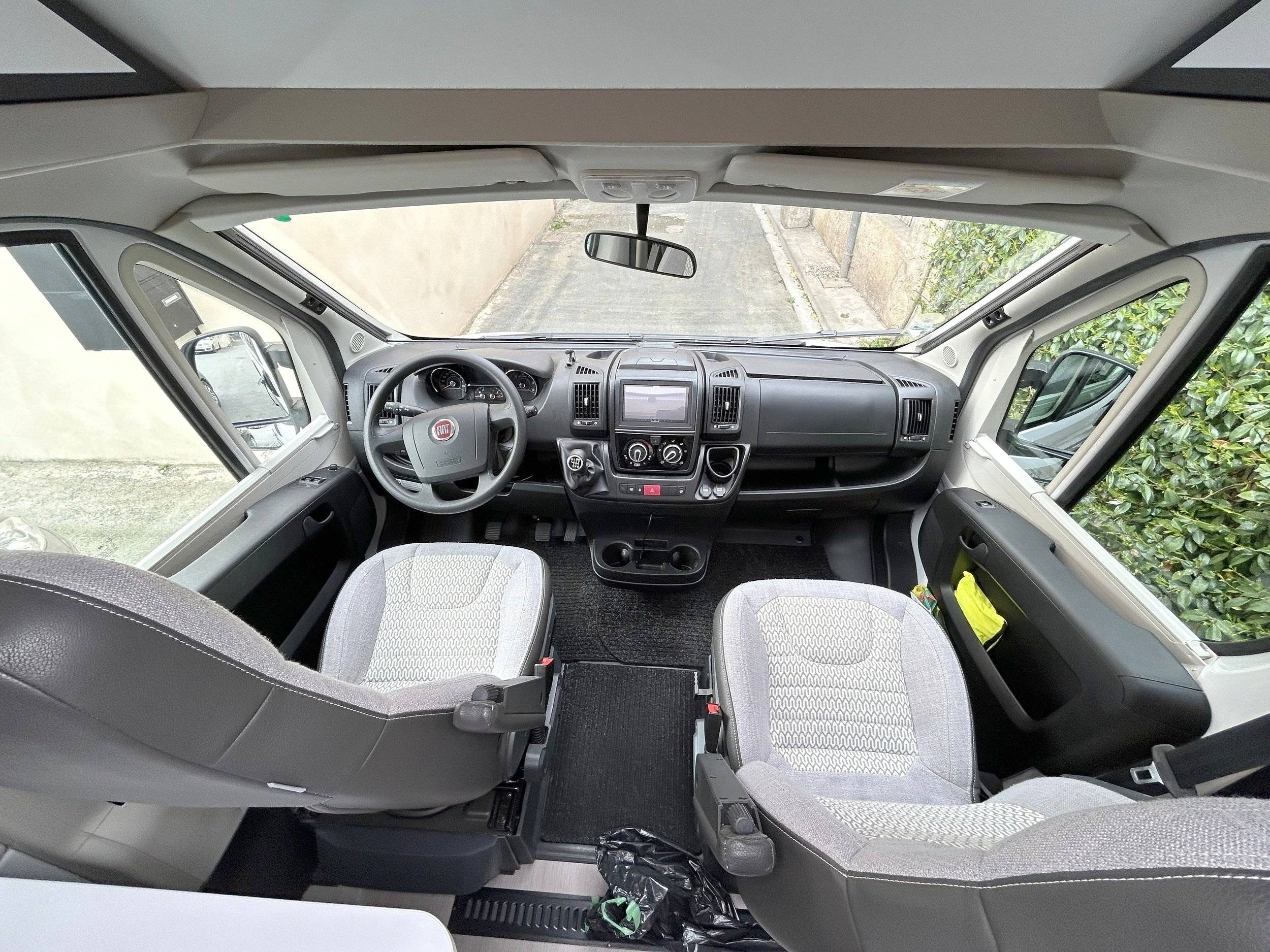 Adria twin plus 600 spt family