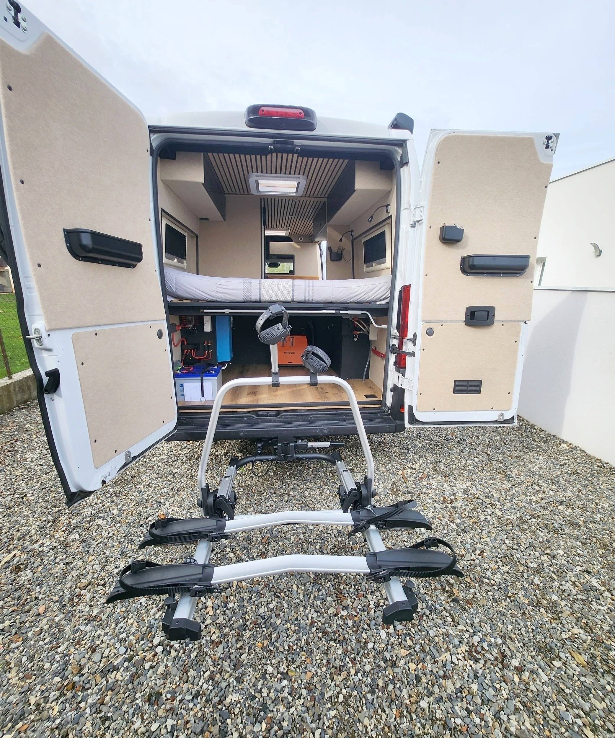 Schlafplätze Peugeot Boxer 2,2 l 120 ch. - Yescapa