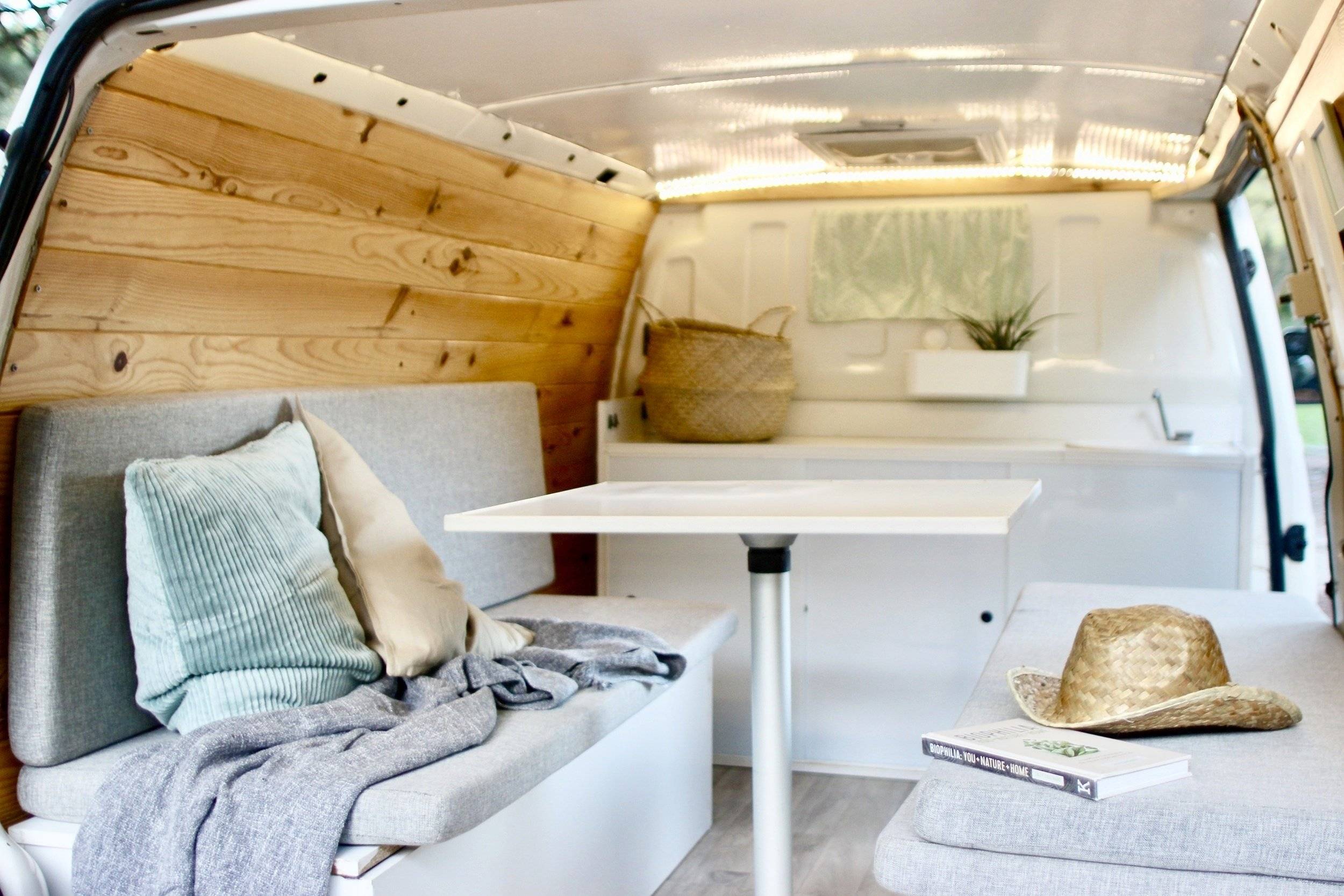 VW T4 Insurance &amp; All KM incl | MyVan Portugal