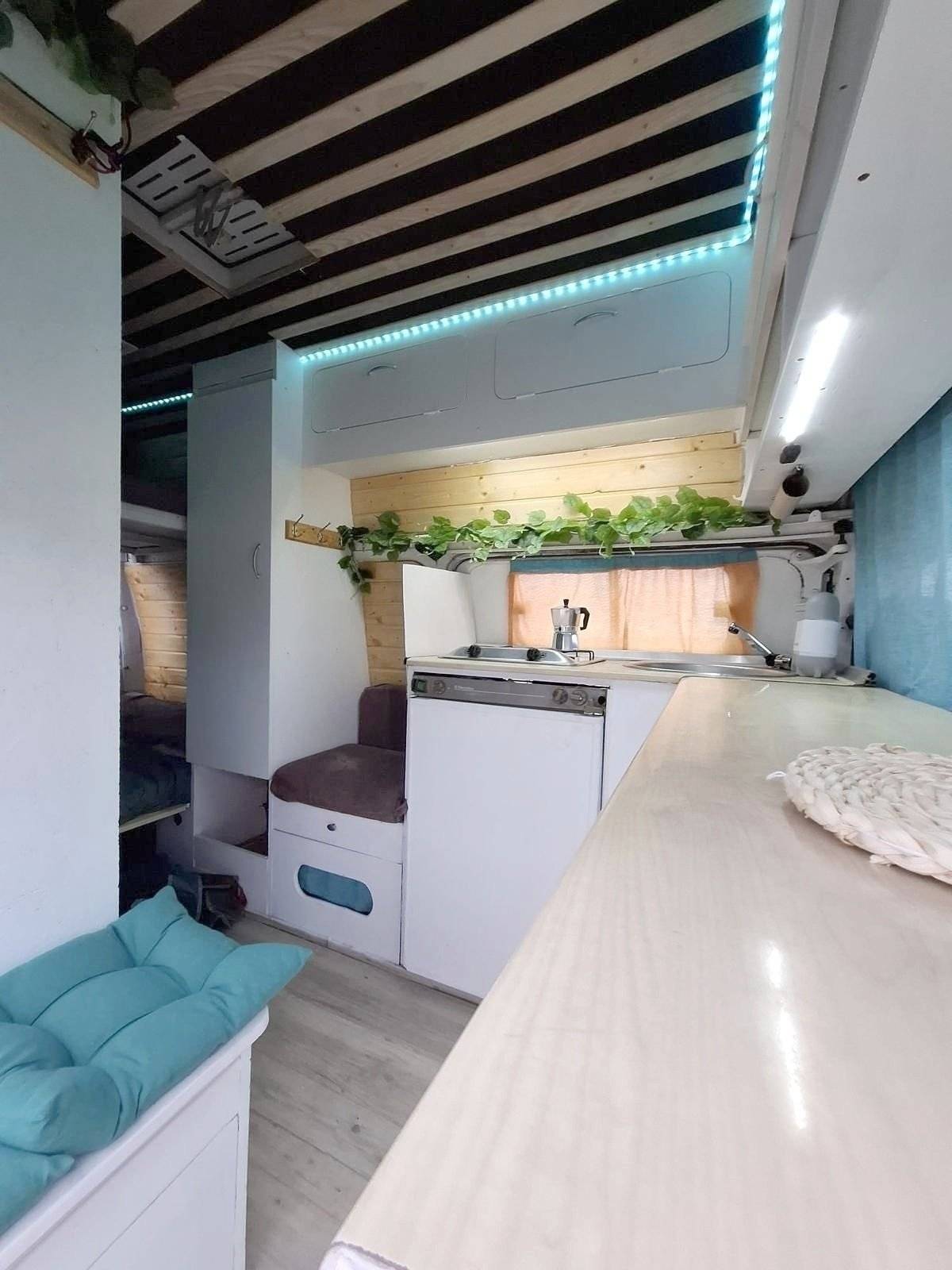 Ford Transit 2,5 l TDCi 140 ch.