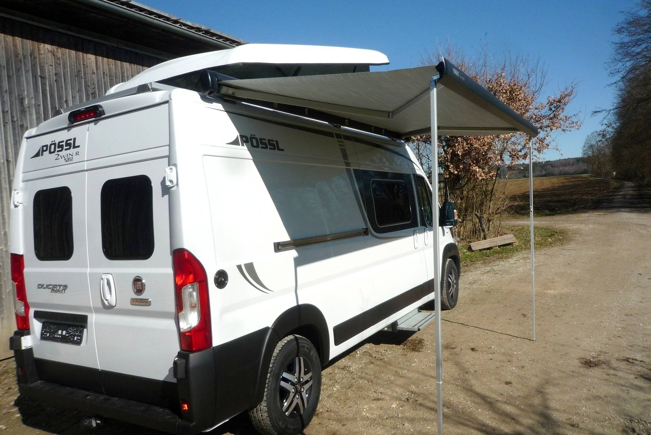 Pössl Pössl 2WinR Plus 140 PS- Solar-AHK-Markise-Navi-RKF