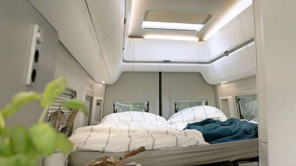 Letti Eu California Grand 4 Auto Base Eu California Grand 4 Auto Base - Yescapa