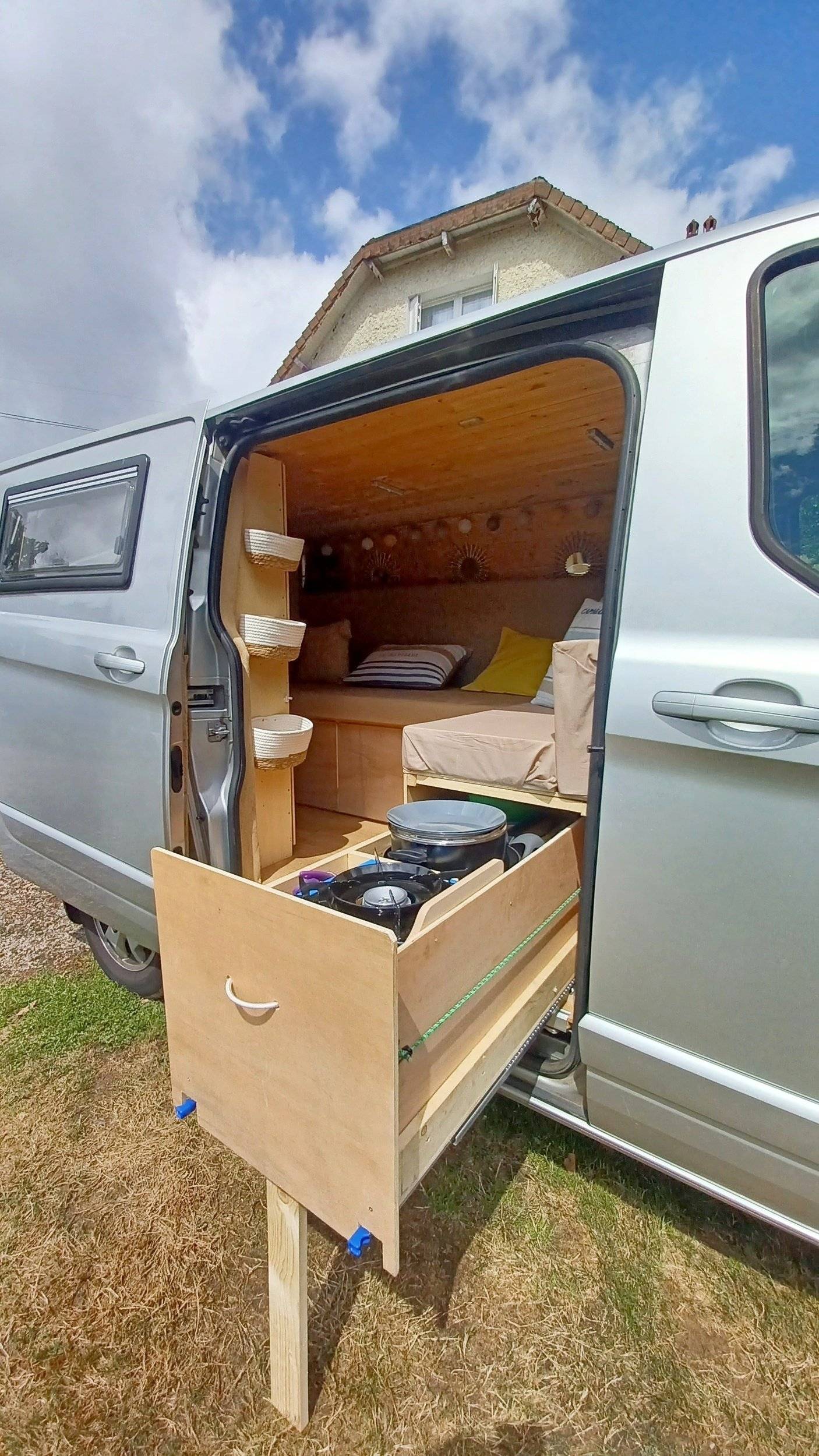 FORD Custom 2,0 l 130 ch