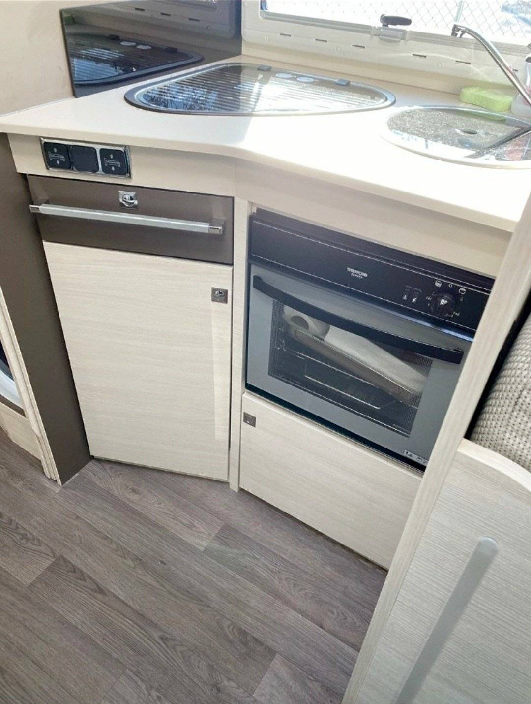 Challenger Transit 2,0 l 170 ch