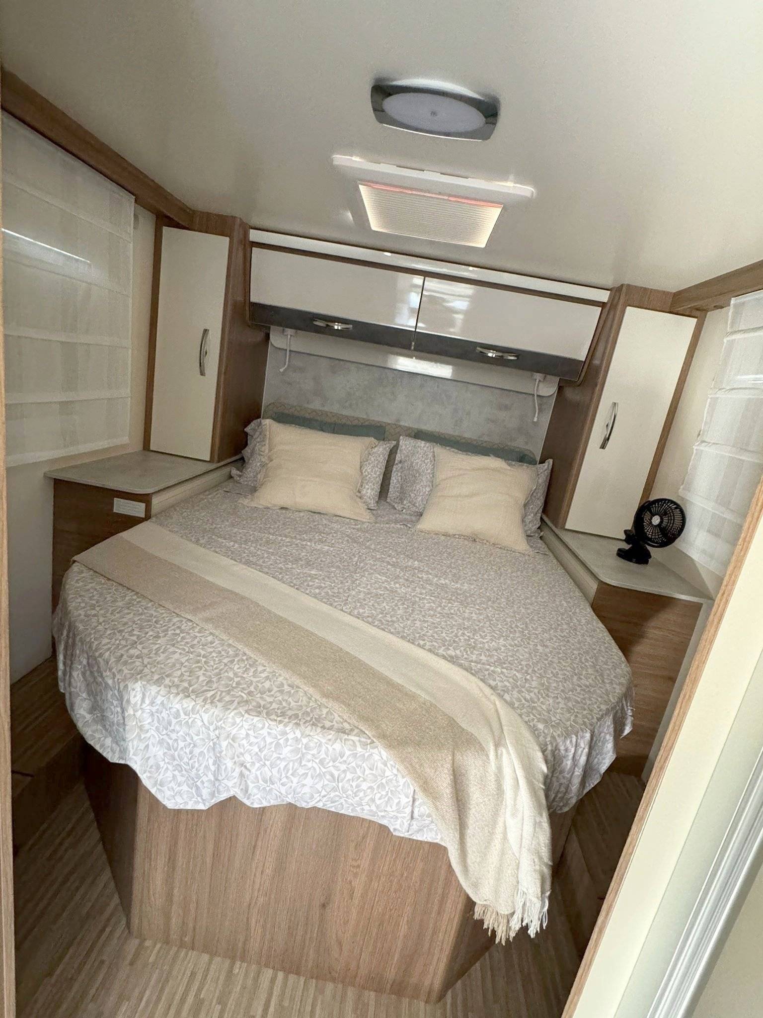 Elnagh Elnagh  Baron 579