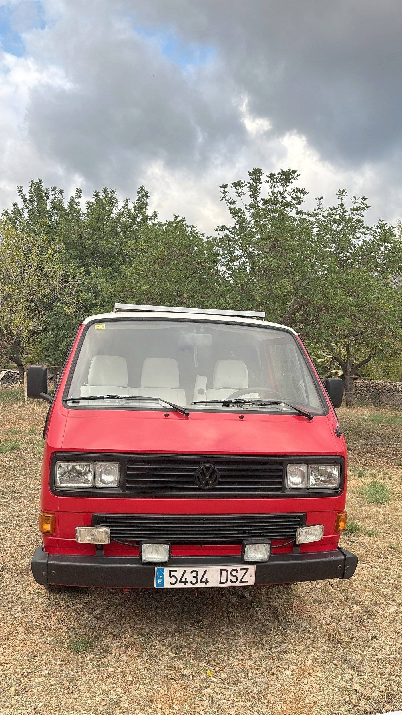 Plazas en cama Volkswagen caravelle T3 - Yescapa