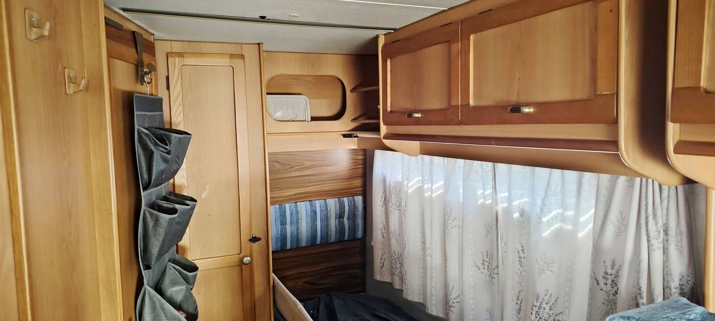 llits Ford Transit - Yescapa