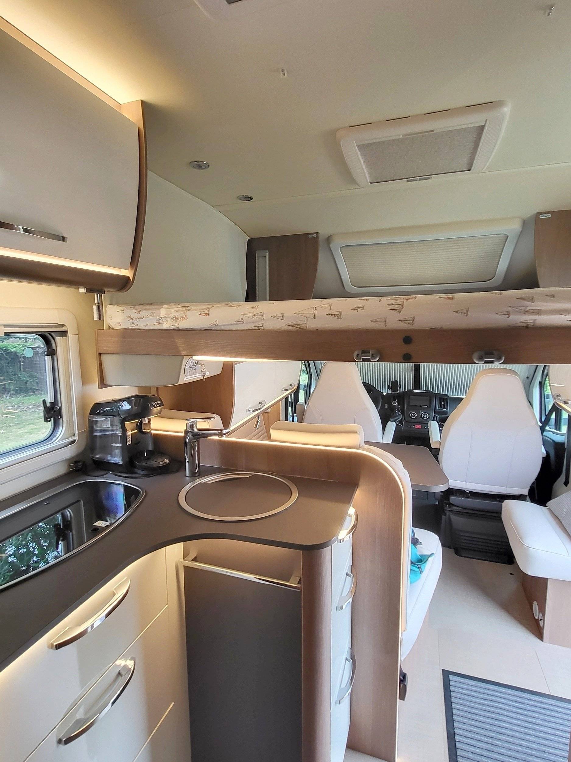 Burstner  Burstner lyseo limited 