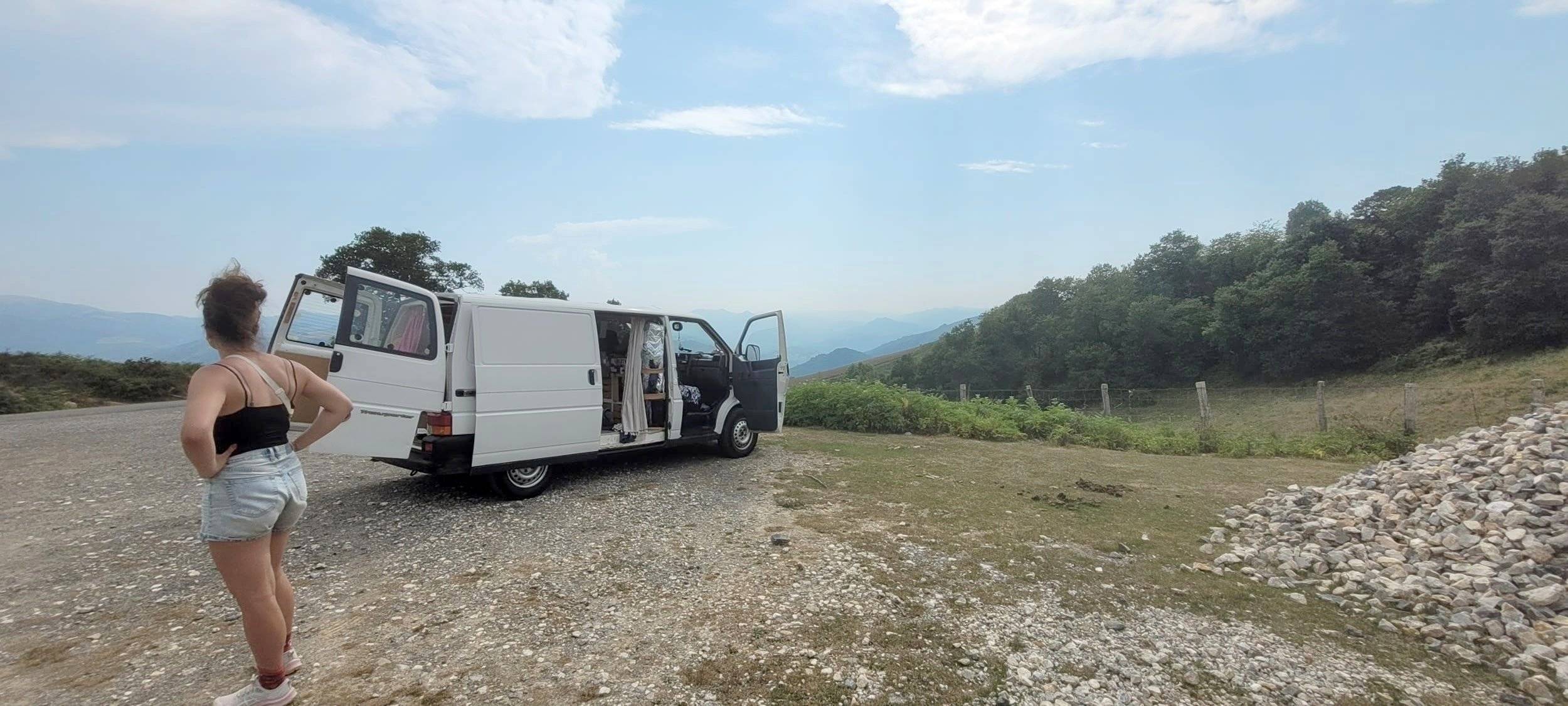 Custo Van Transporter