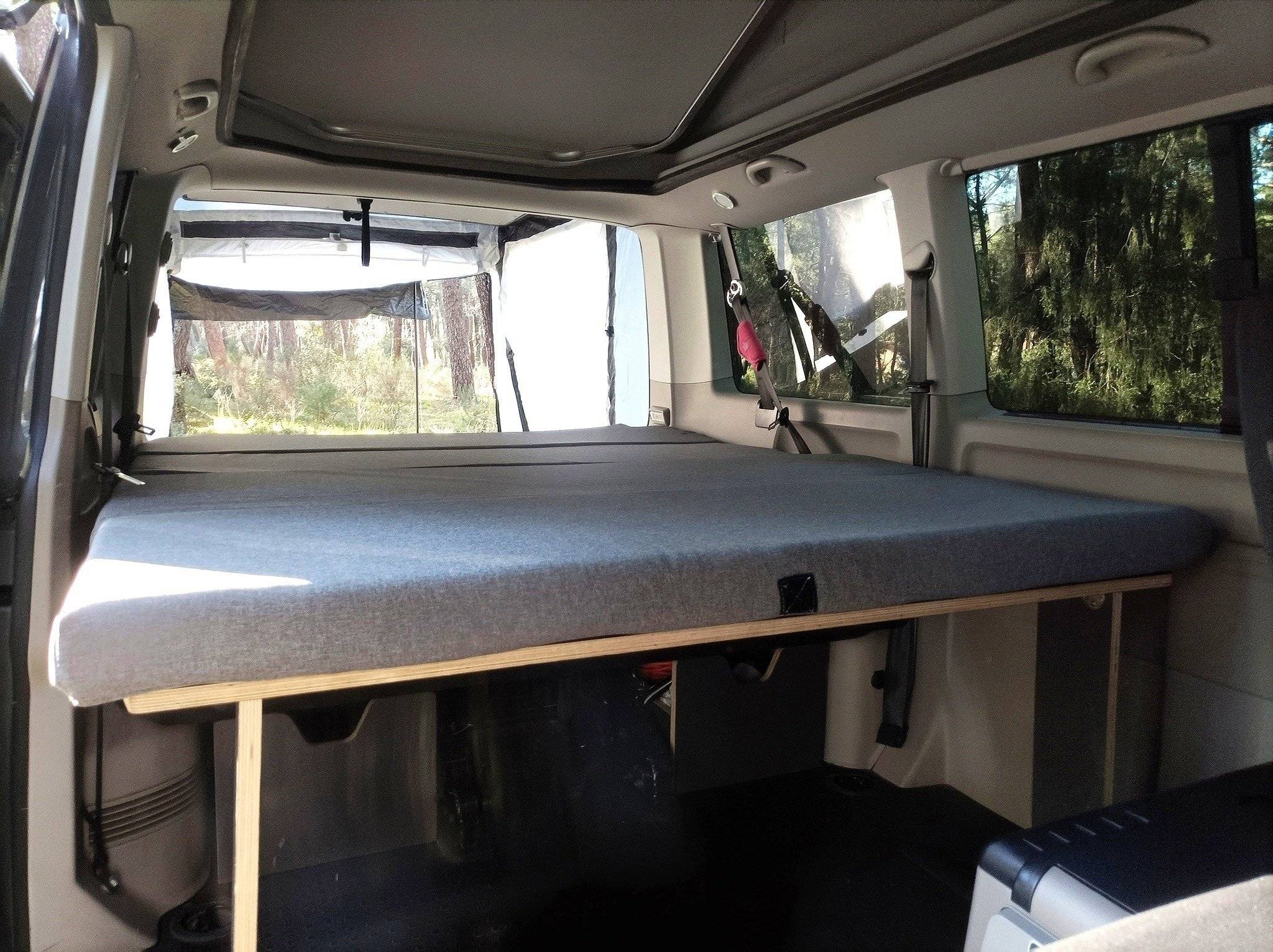 llits Volkswagen T6 2,0 l TDI 150 CV - Yescapa