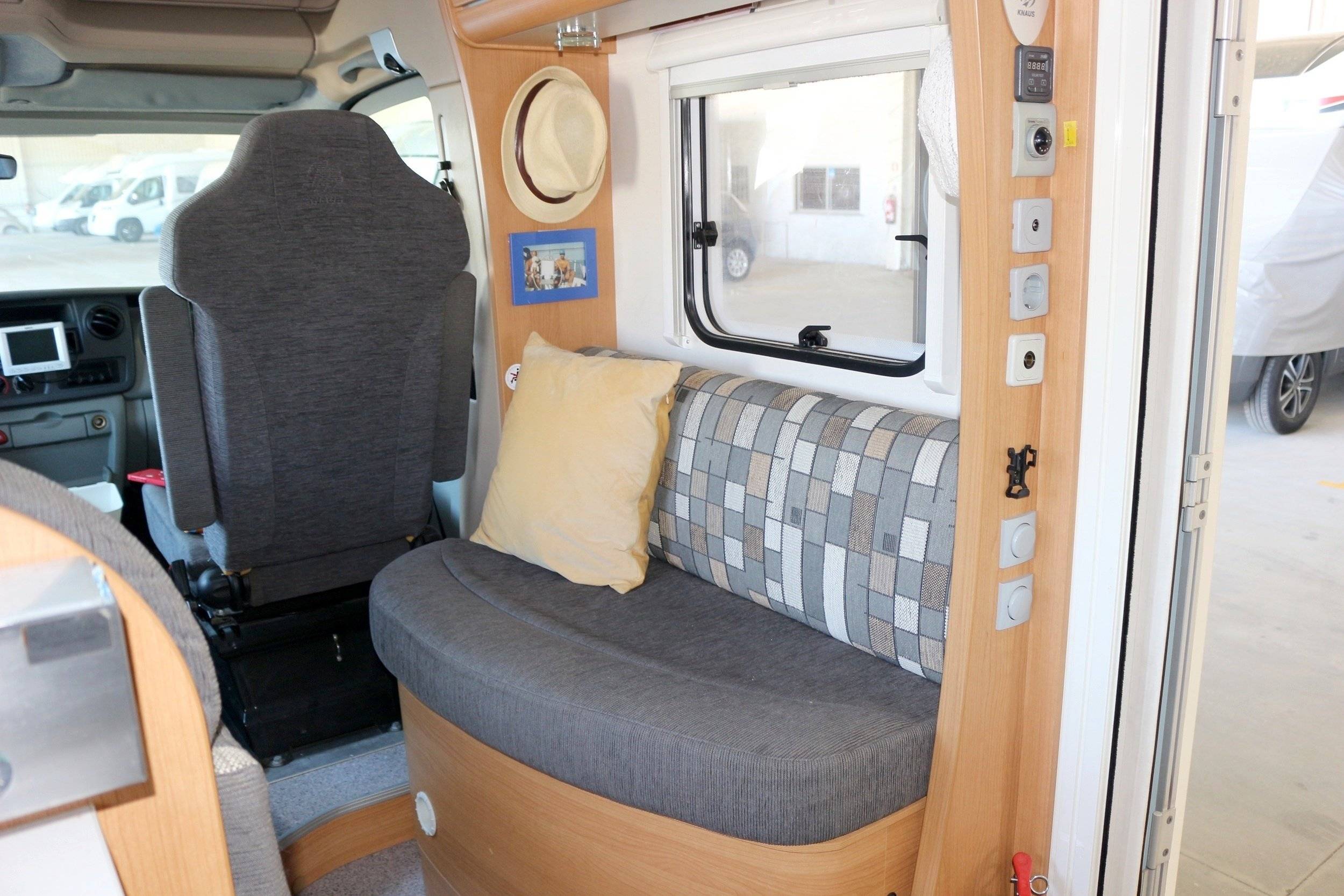 Renault Master II 2,5 DCI  146 CV 