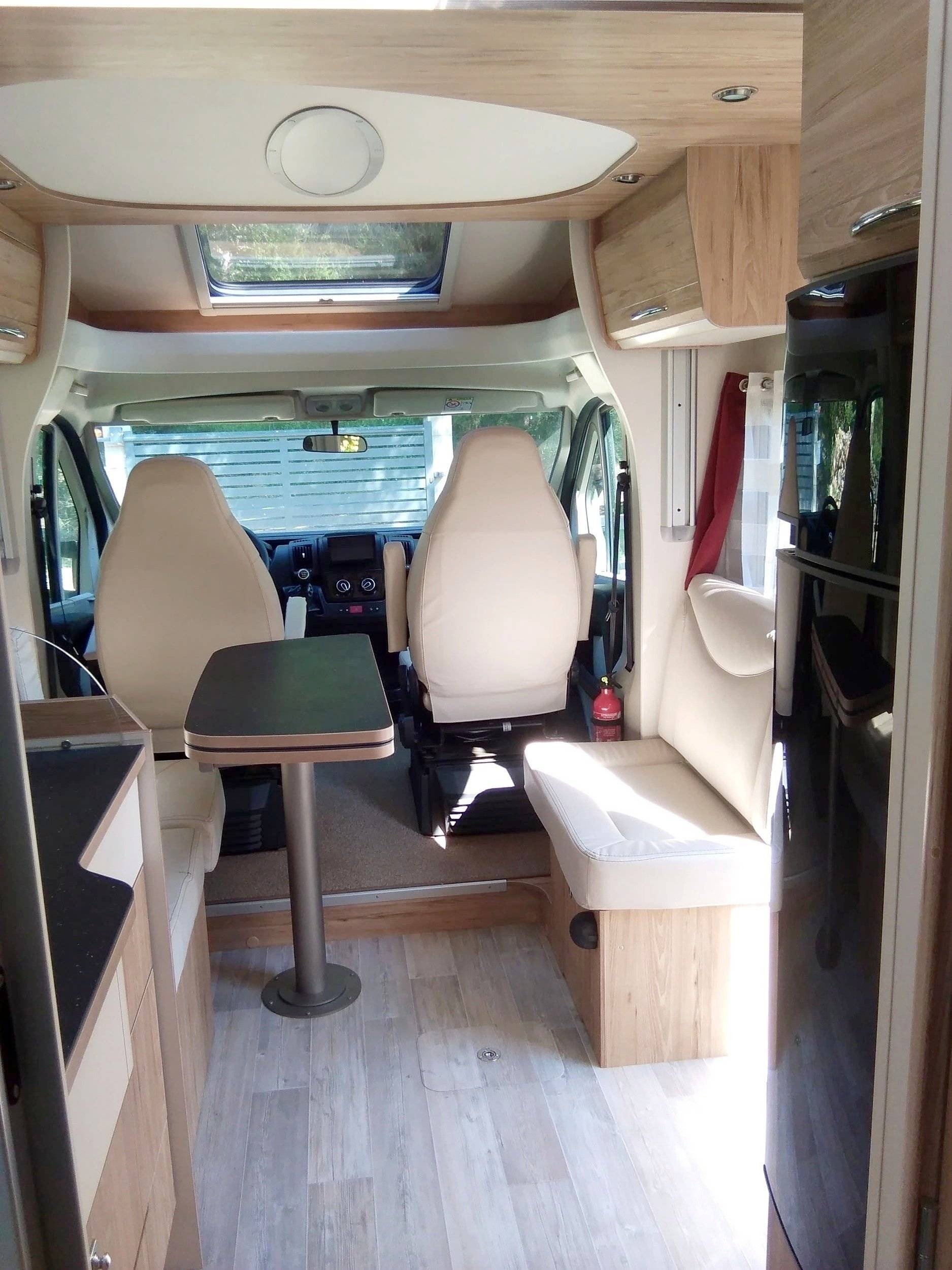 Bavaria 2,3 l 130 ch