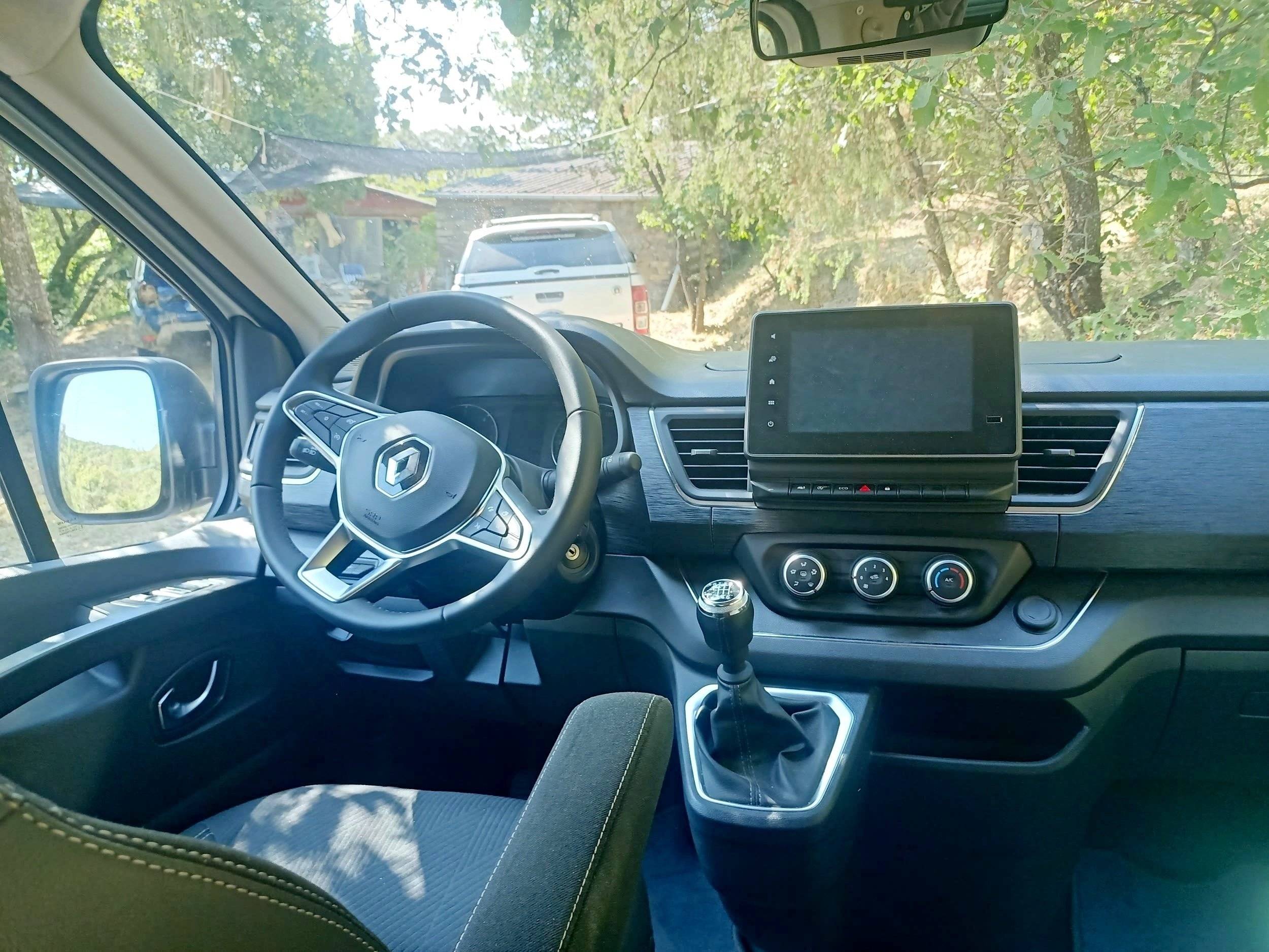 Pilote Renault Trafic III 2.0L DCI 130CV