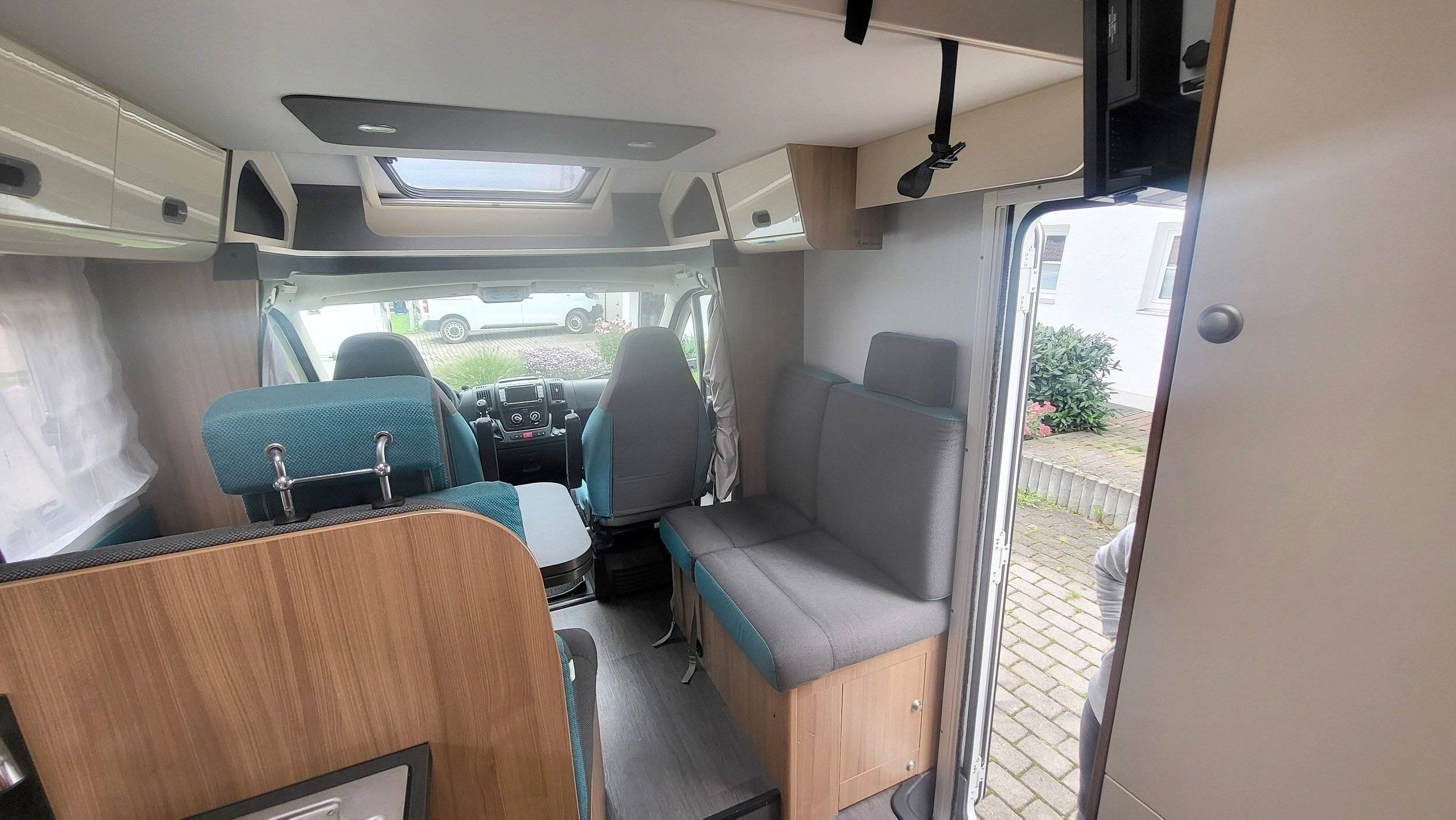 Sun Living S 70 SP