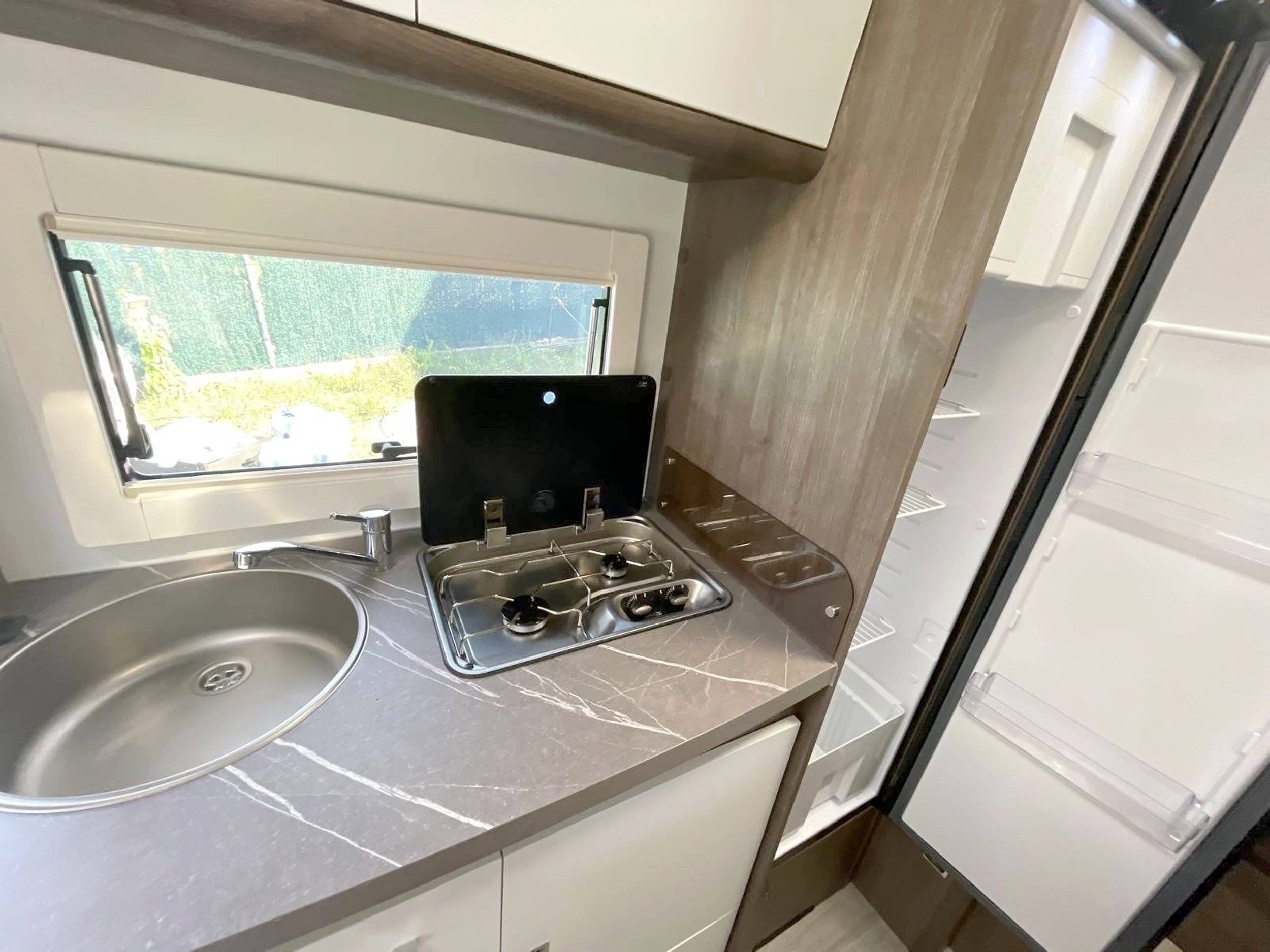 Benimar SPORT 340 UP