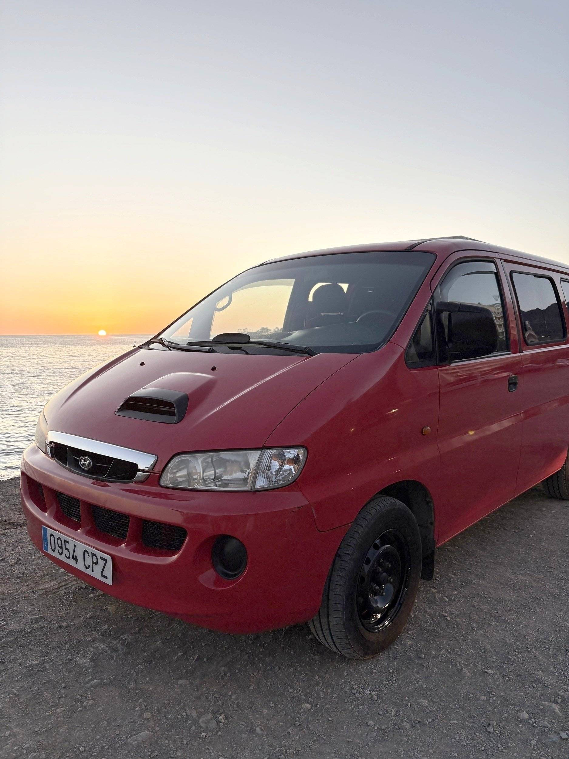 Hyundai H1