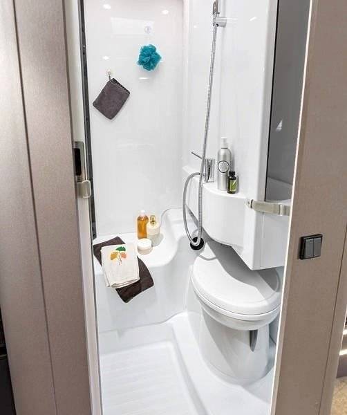 Challenger 2,3 l 140 ch.