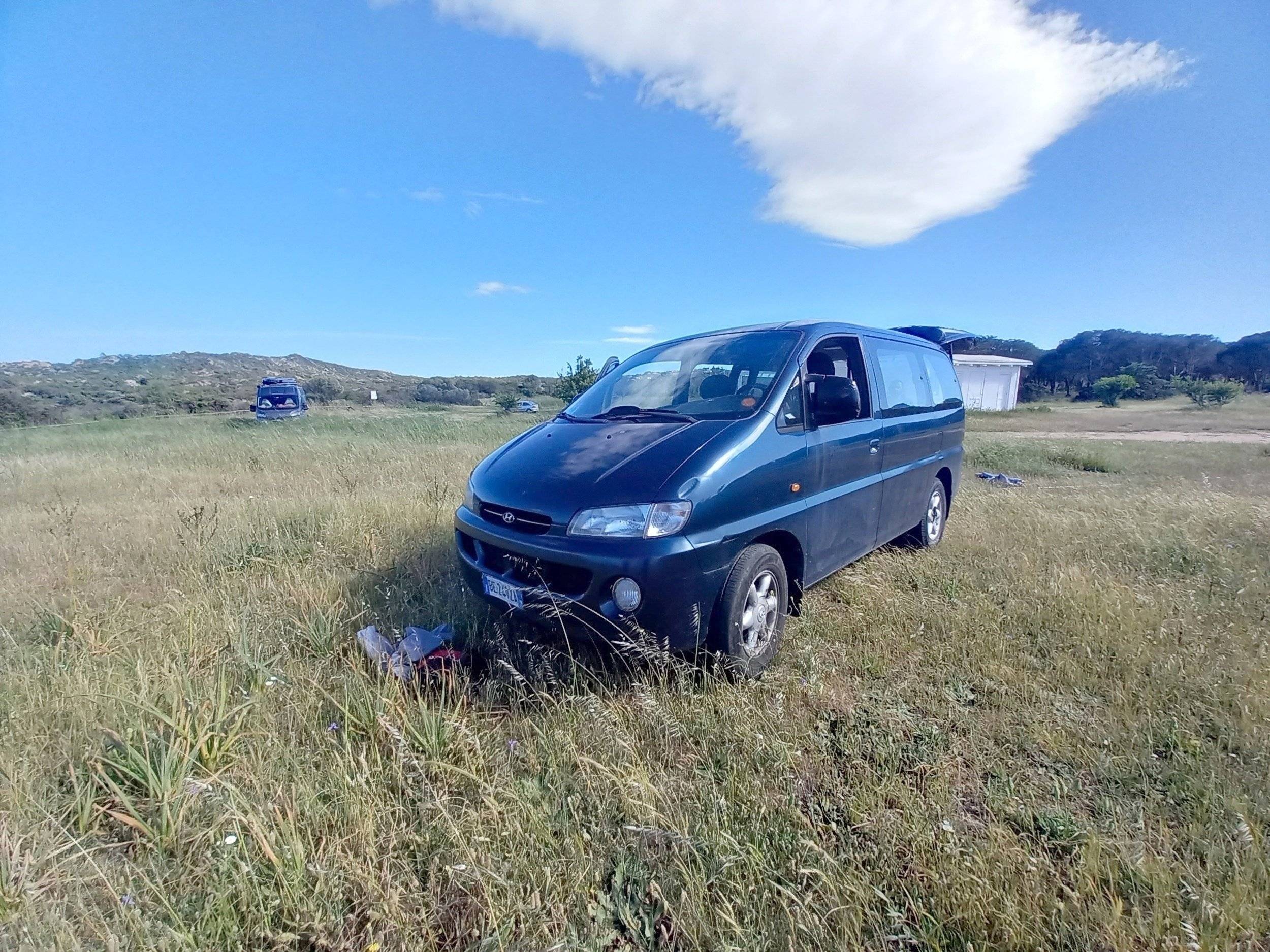Vue avant de 3/4 Hyundai Hyundai - Yescapa