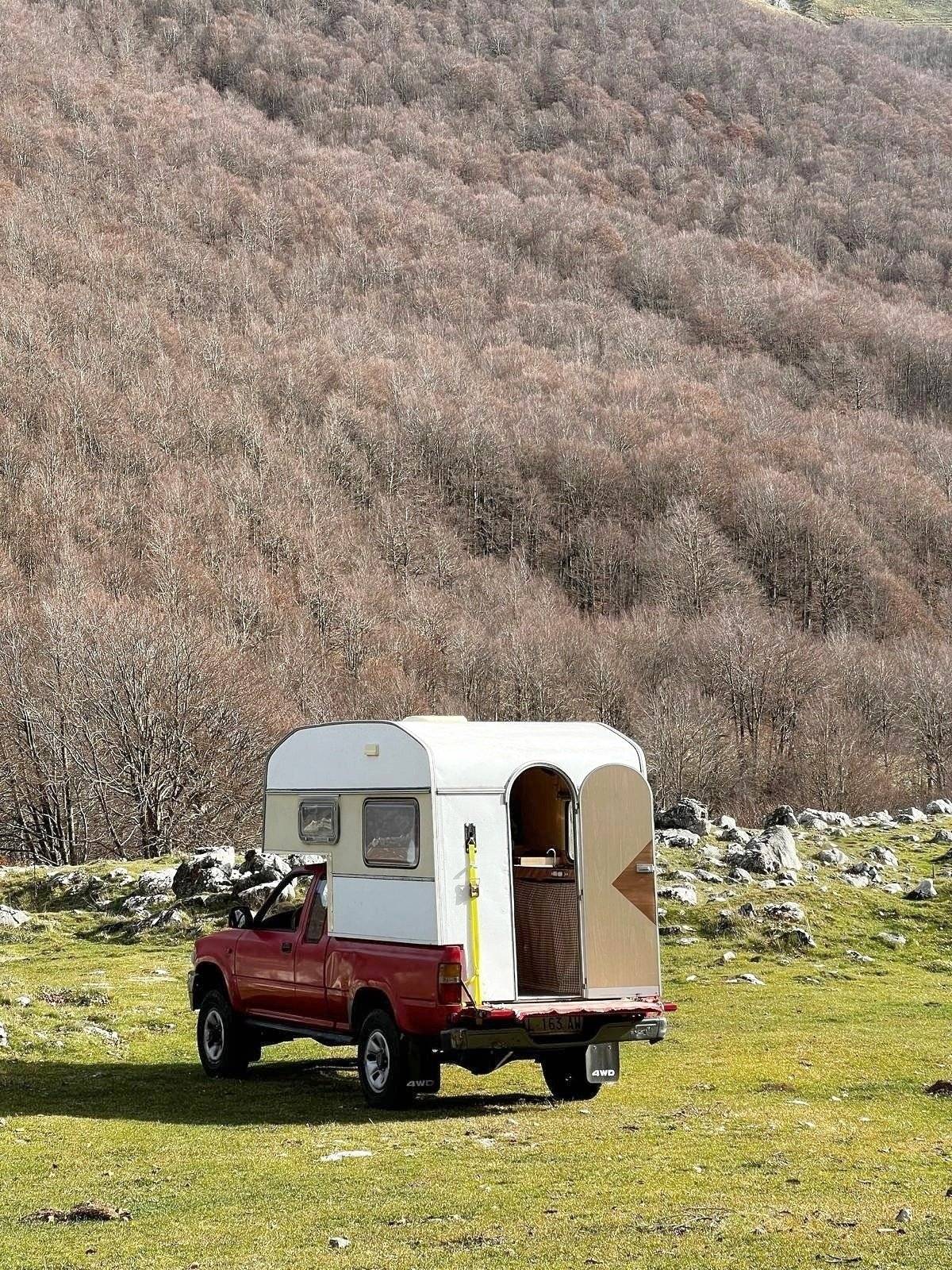 Adria Toyota Hylux 4X4