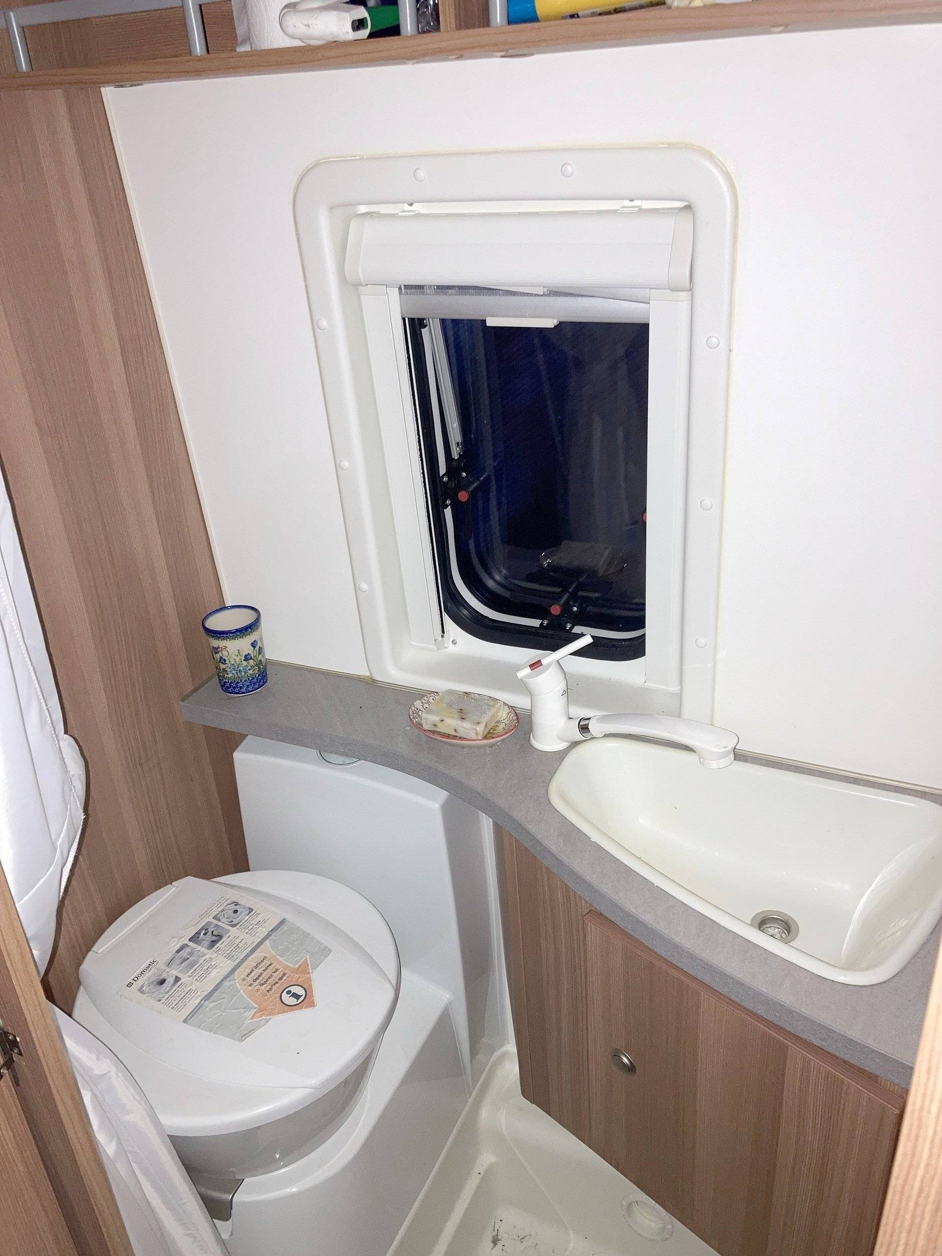 Weinsberg Cara Bus 600 MQ