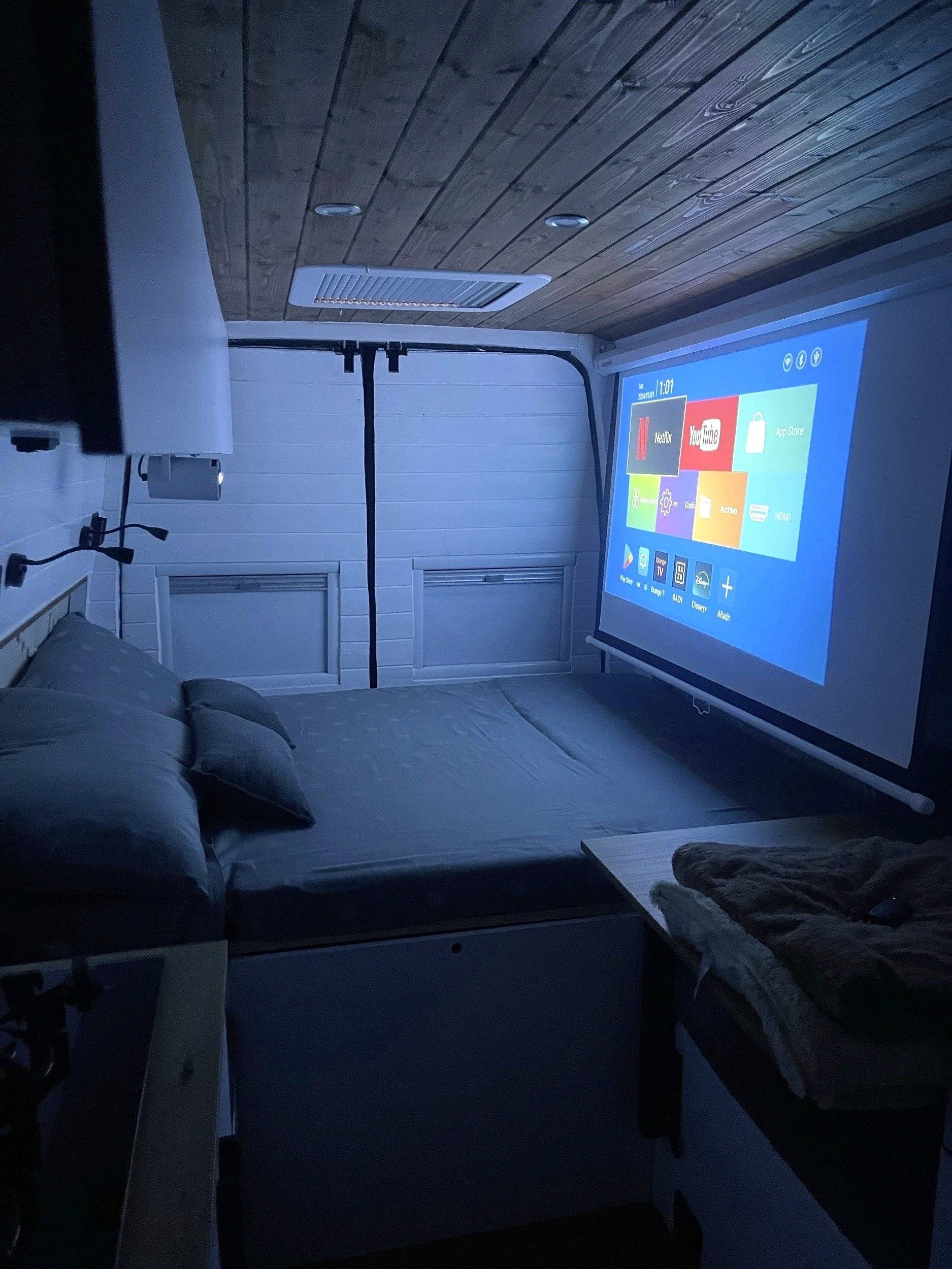 Ford Transit 2,4 l 140 ch