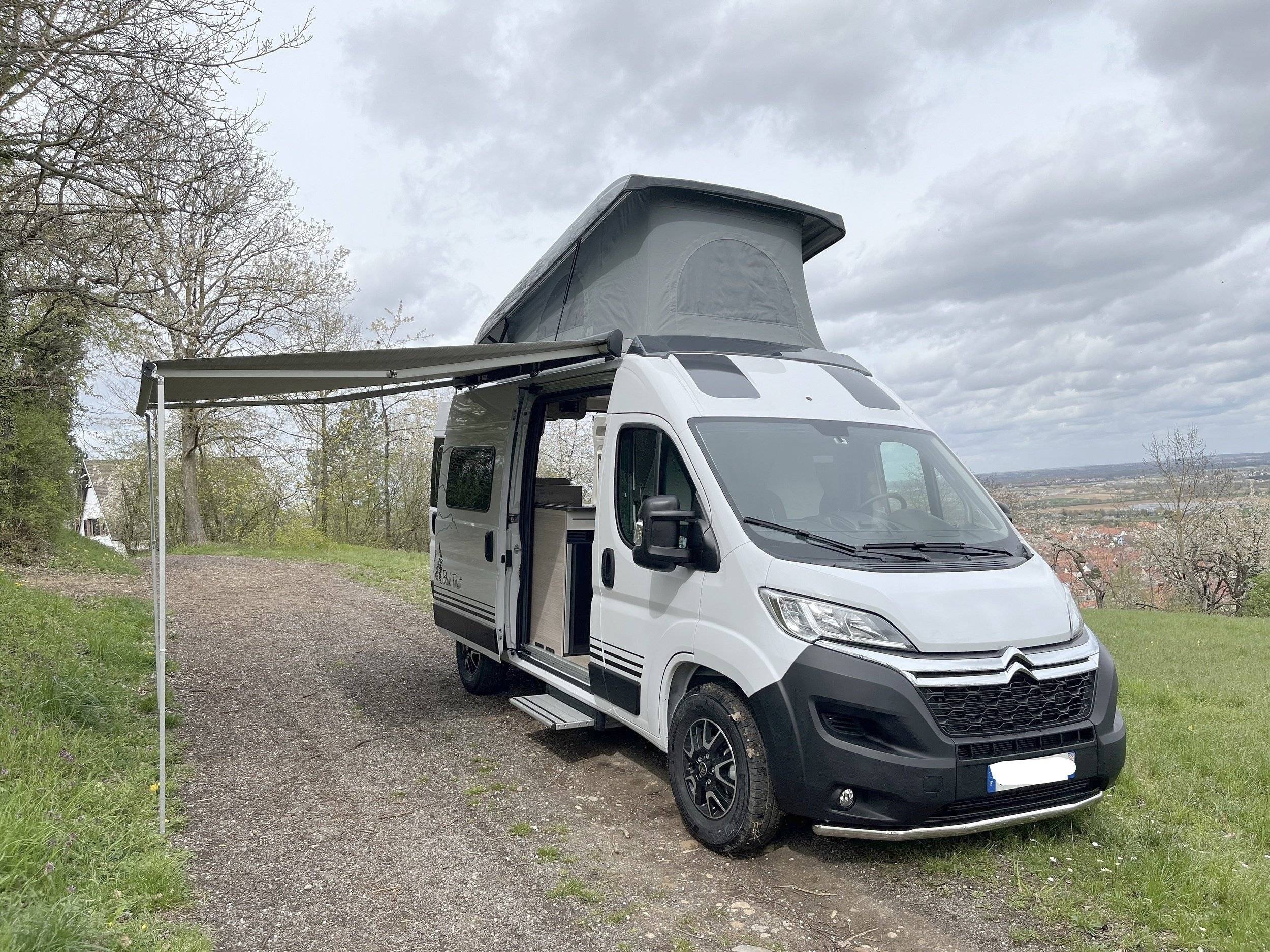 Bürstner CAMPEO C540 BLACK FOREST