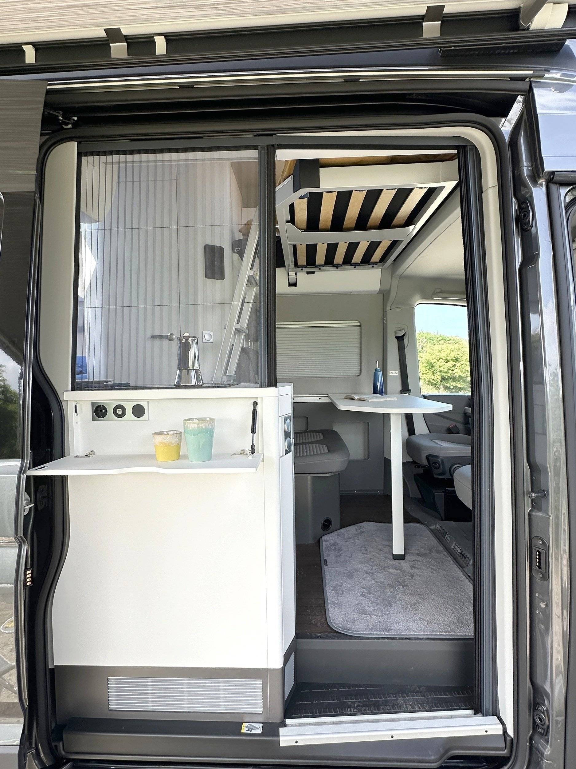 Volkswagen Van&Vanish 505