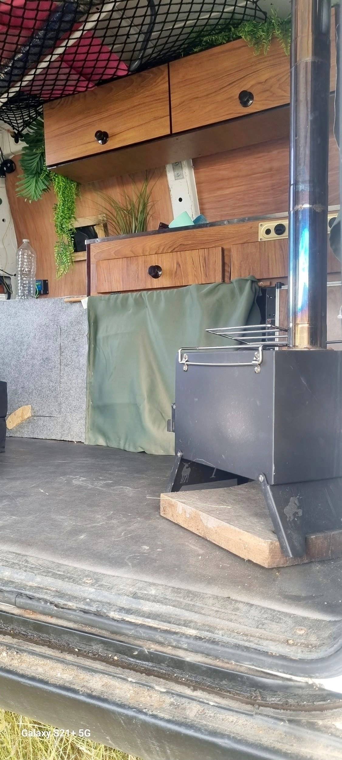 Camp'In Box Campervan