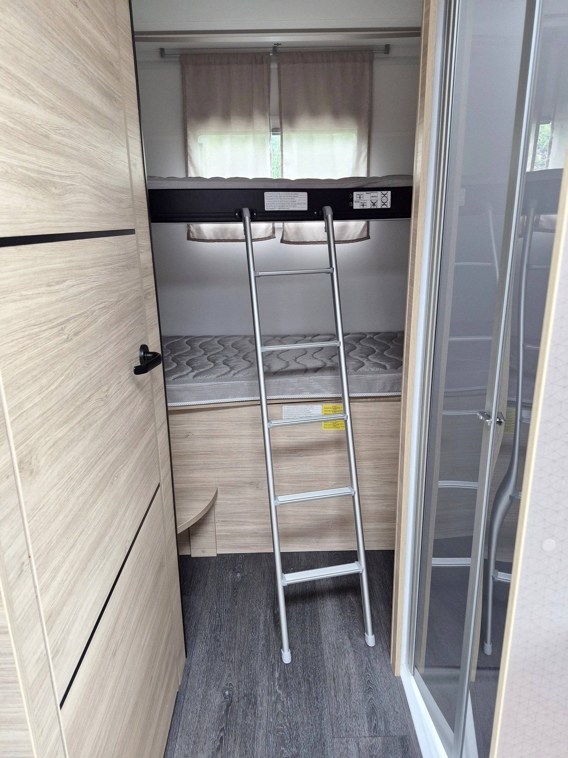 Chausson 720 First Line