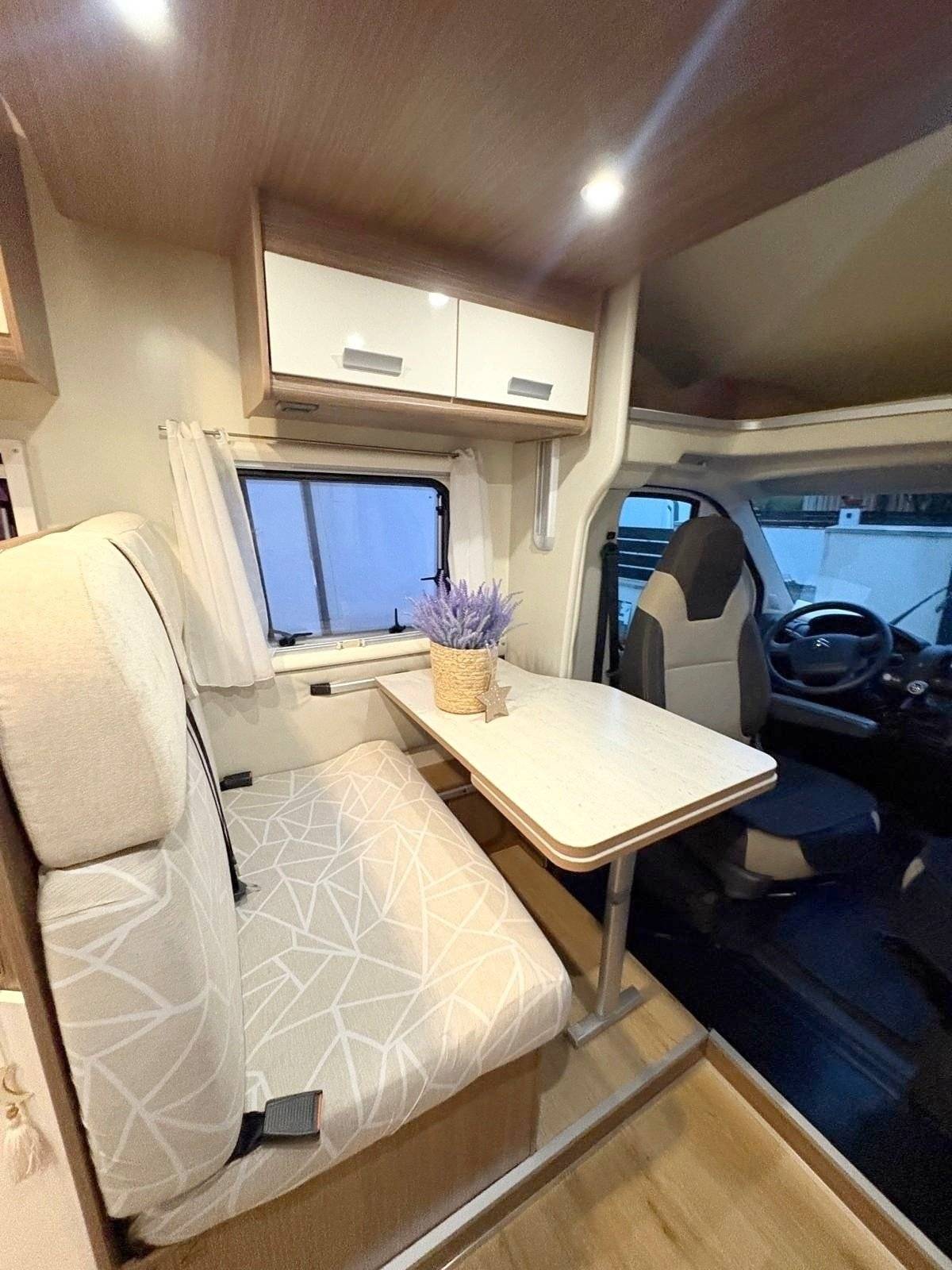 Berth Citroën - Yescapa