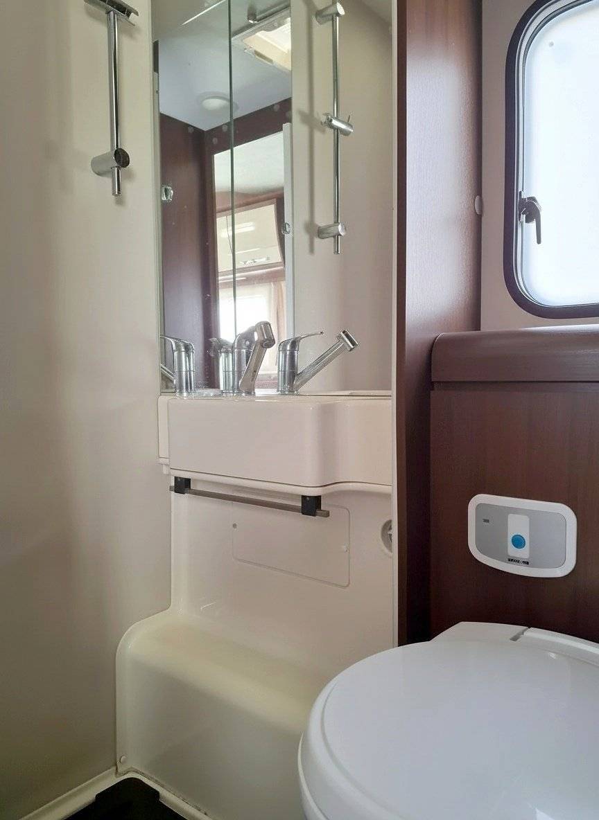 caravans international Elliot 40 