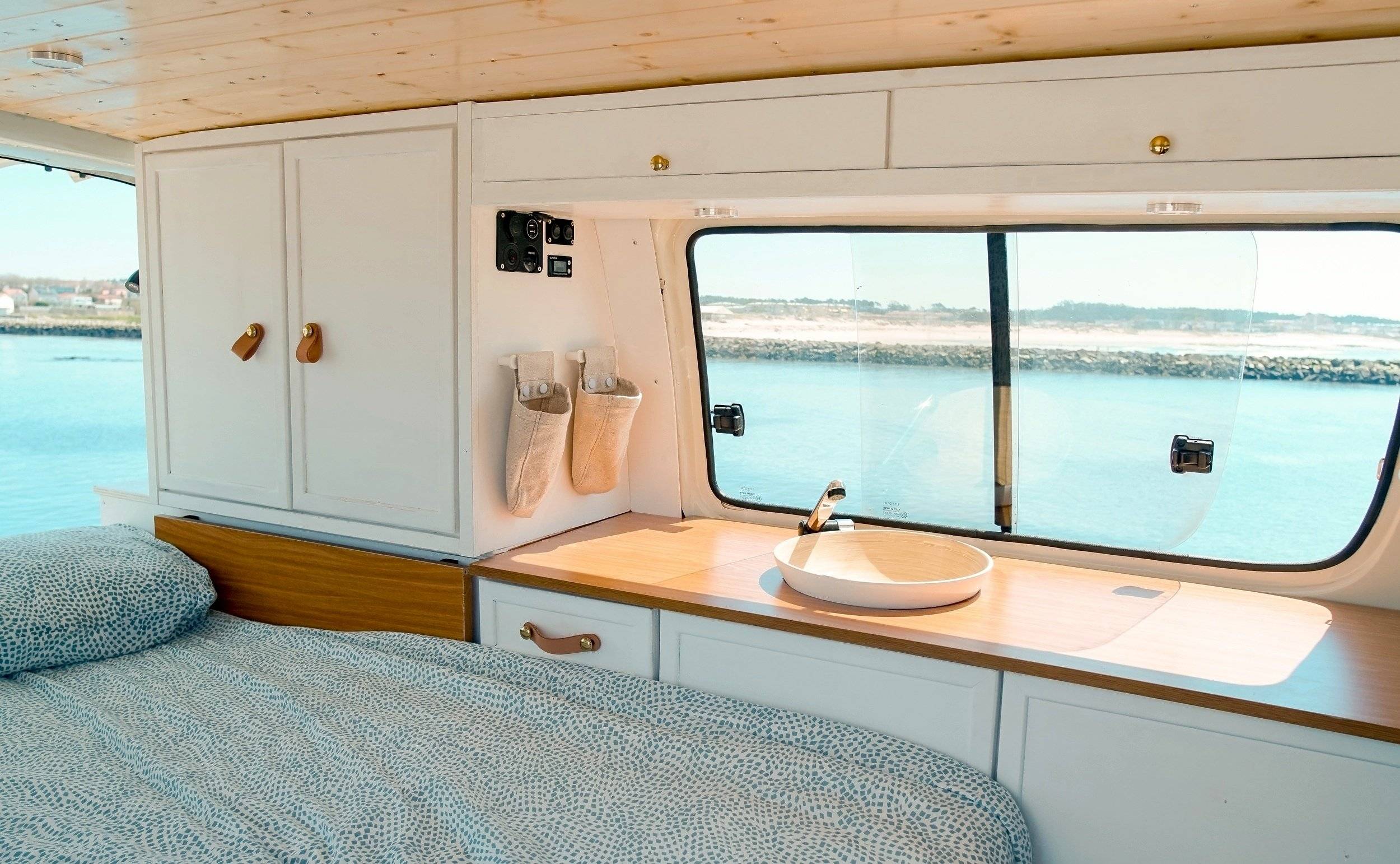 Vancowork TOYOTA HIACE