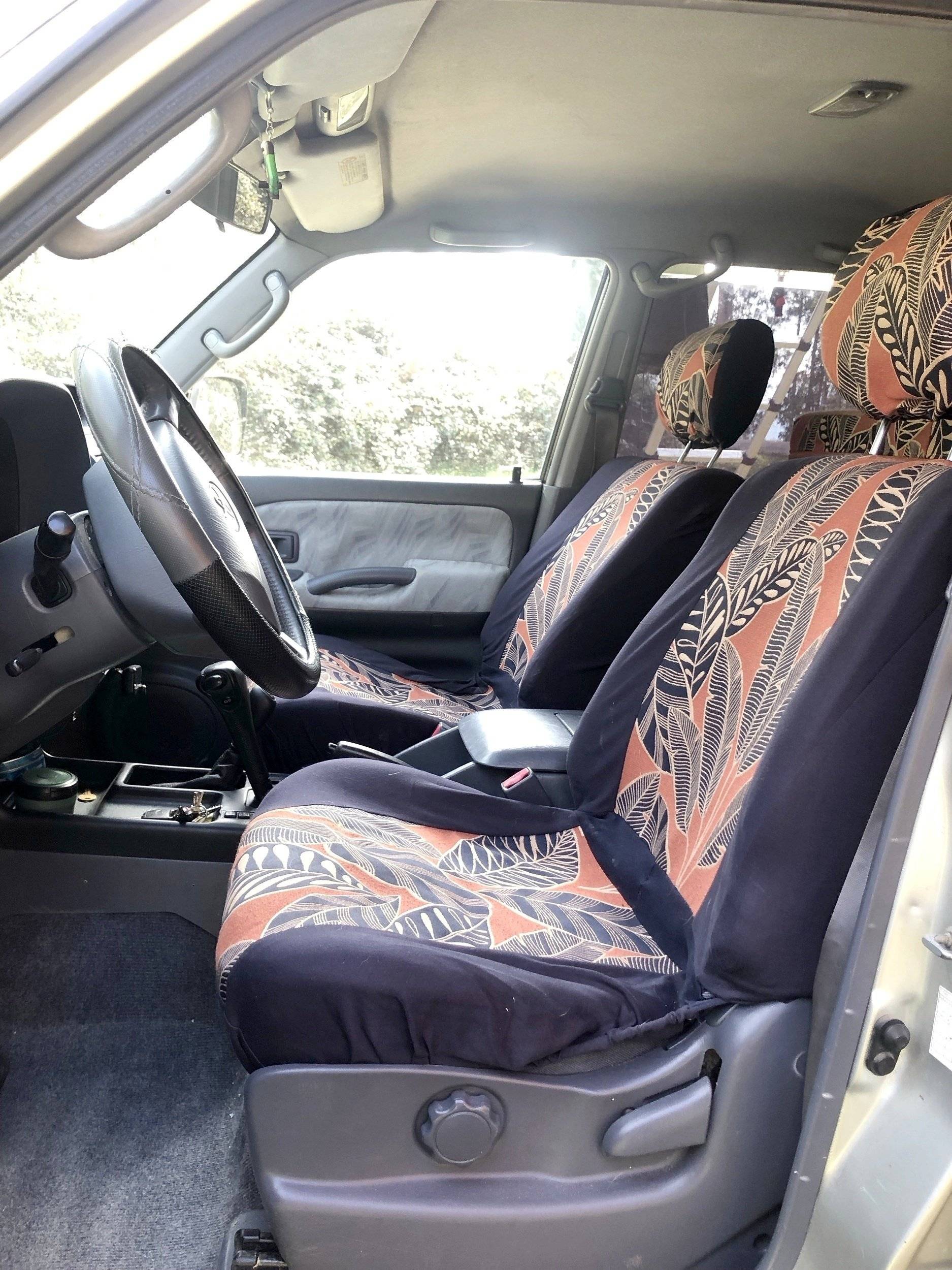 Poste de conduite Toyota Land cruiser - Yescapa
