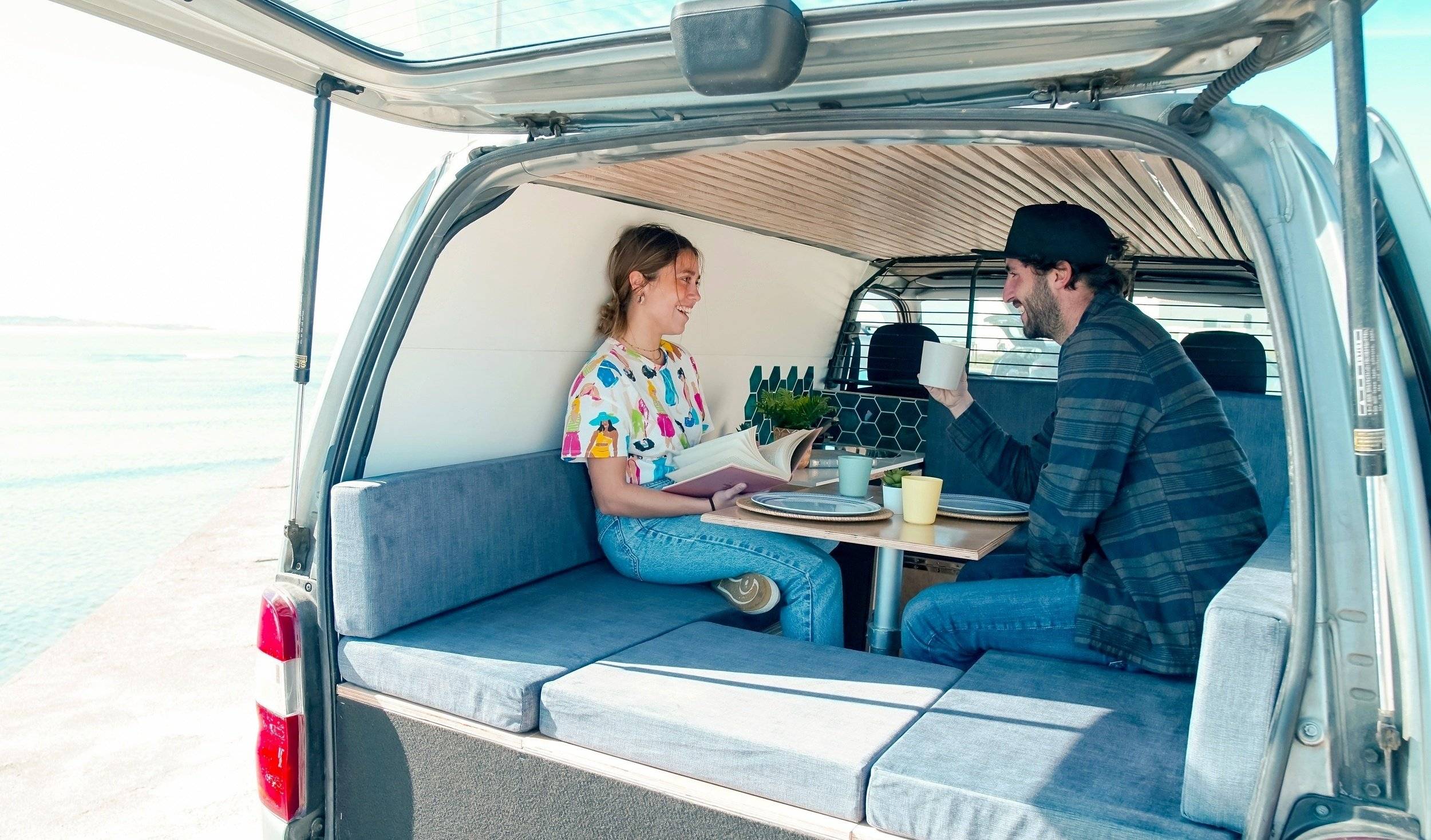 Campervan TOYOTA HIACE